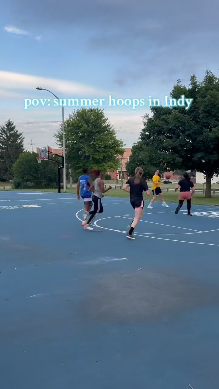 beautiful summer night + love of the game = perfect IWH meetup πβοΈ
#indywomenhoop #indy #women #basketball #pickup #iwh