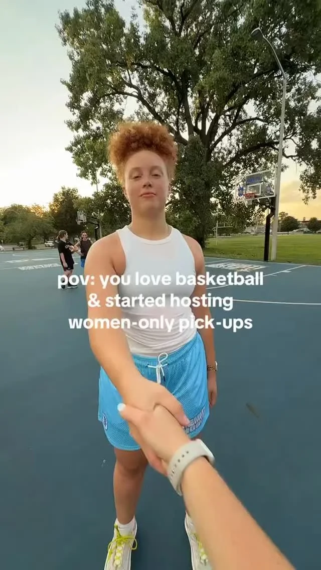all women pickup games? it feels illegal π«’βΉοΈ‍βοΈ we’re playing tonight (8/19) at 6pm Garfield Park family center!! Come through - RSVP at the link in our bio π₯³