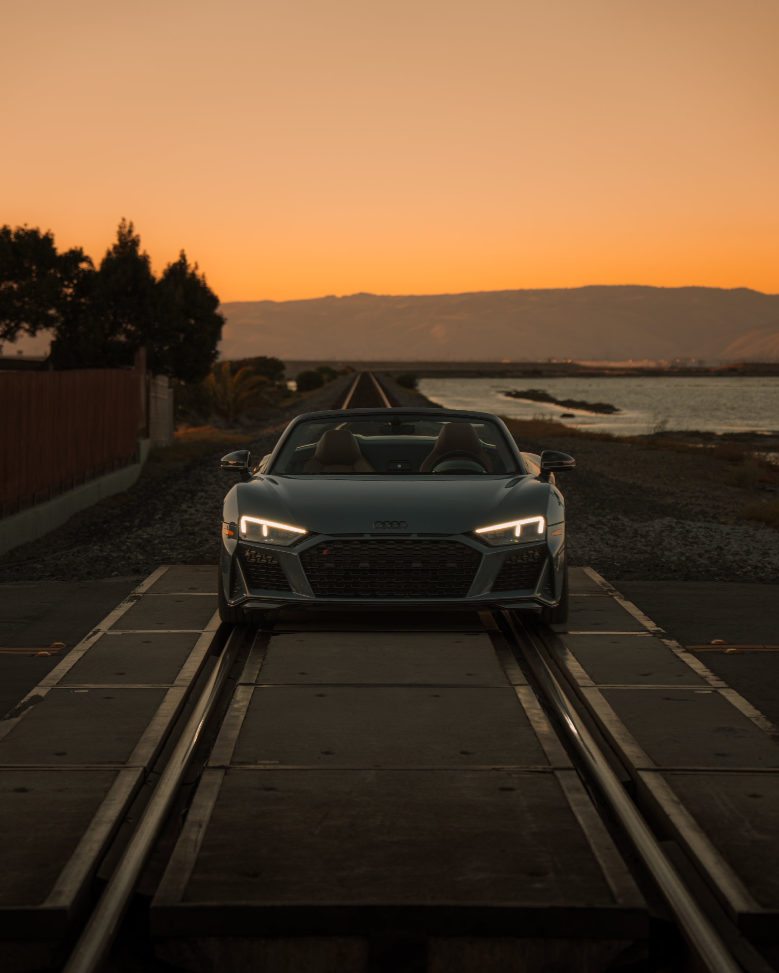 R8-12.jpg
