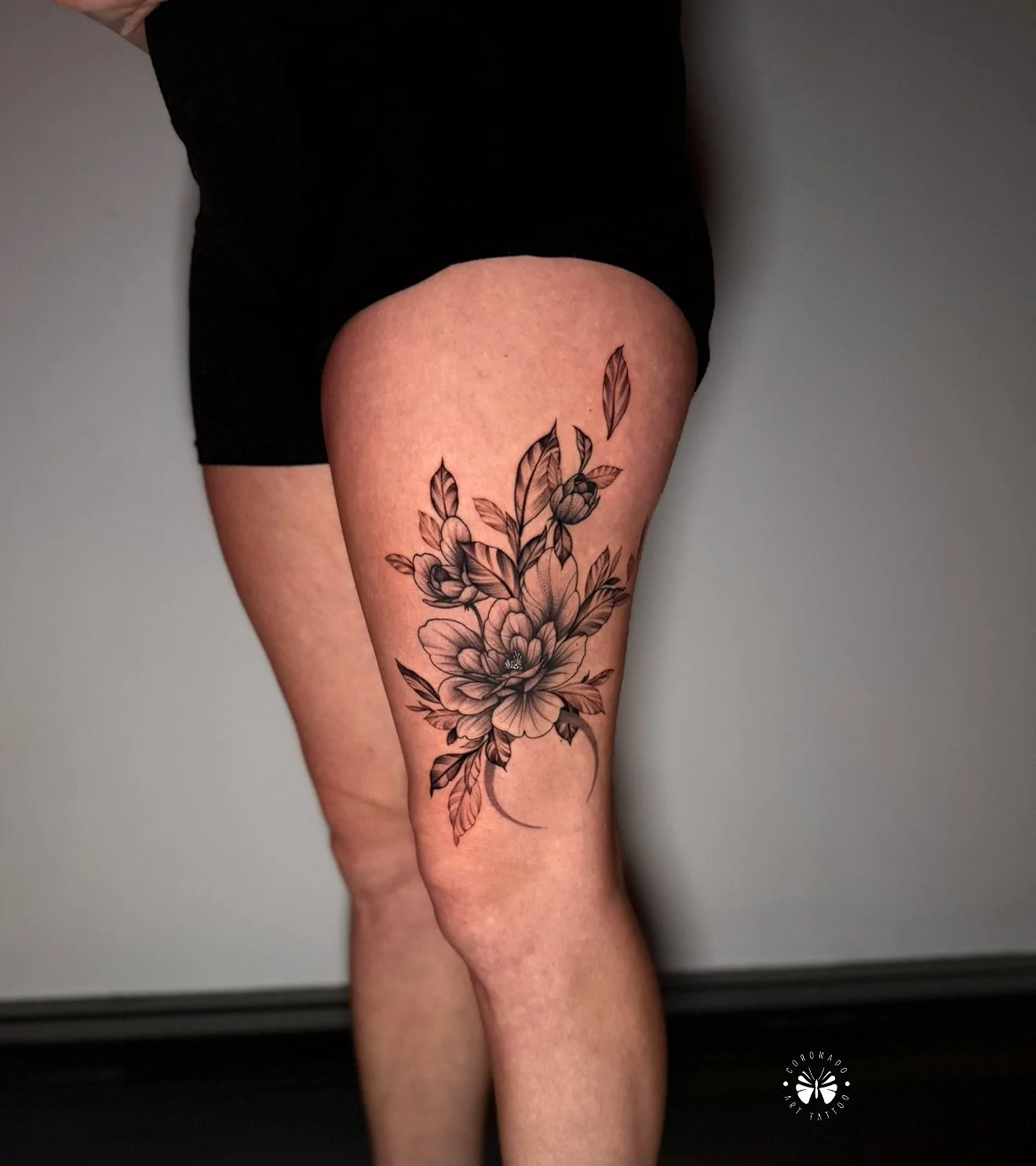 Flowers tattoo ! Dm or text to Book 617-906-3191 ! 
Coronadotattoos.com 
.
.
.
.
.
.
.
.
.
.
.
.
. 
.
.
.
#tattoo #flowertattoos #finelinetattoo