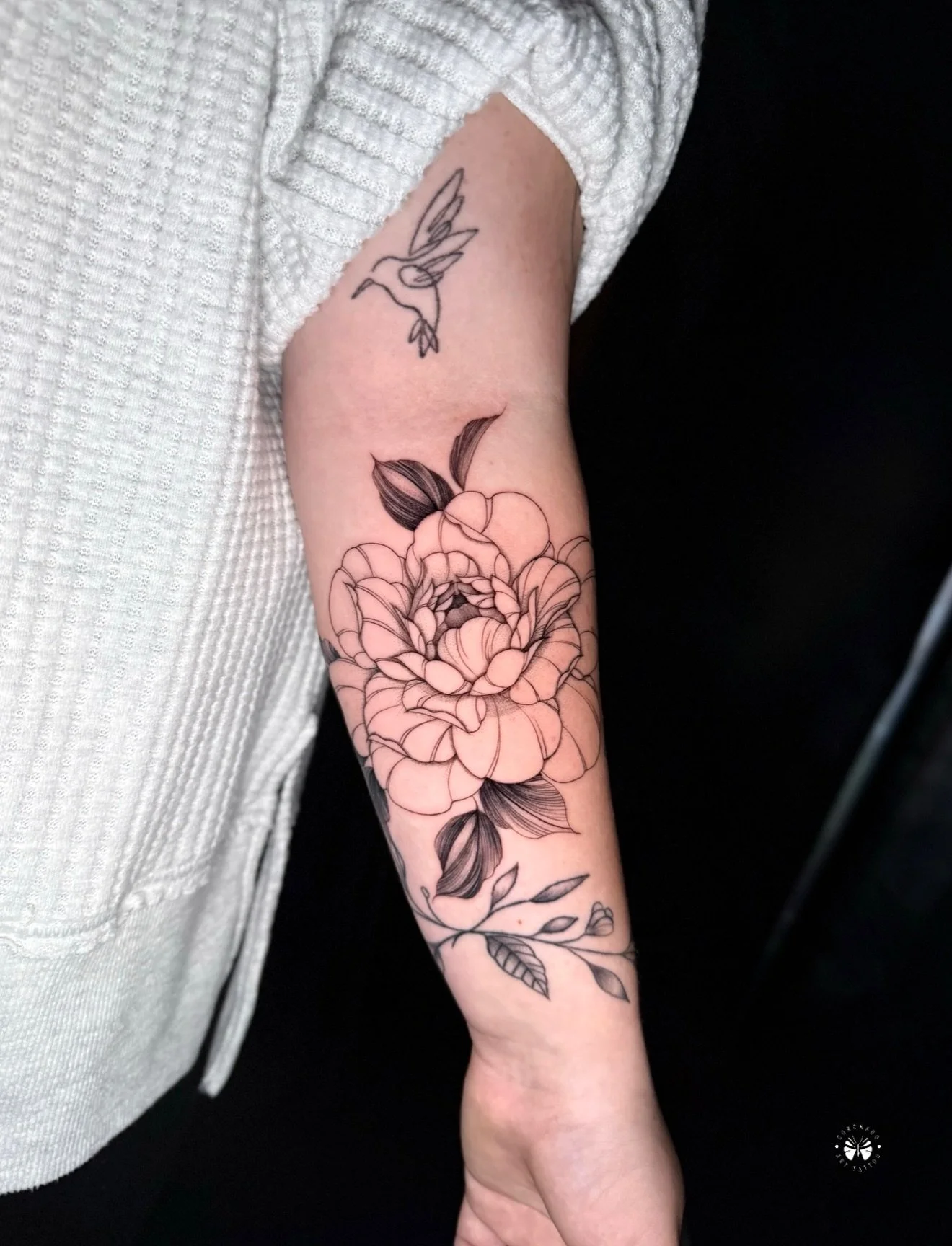 Fine line flower tattoo ! Loved every moment of creating this piece, flowers will always have my heart in tattoos.

Booking available !!!
 DM me or text 
📲  617-906-3191
💻  coronadotattoos.com 
.
.
.
.
.
.

#finelinetattoos #tattoo #tattoos
