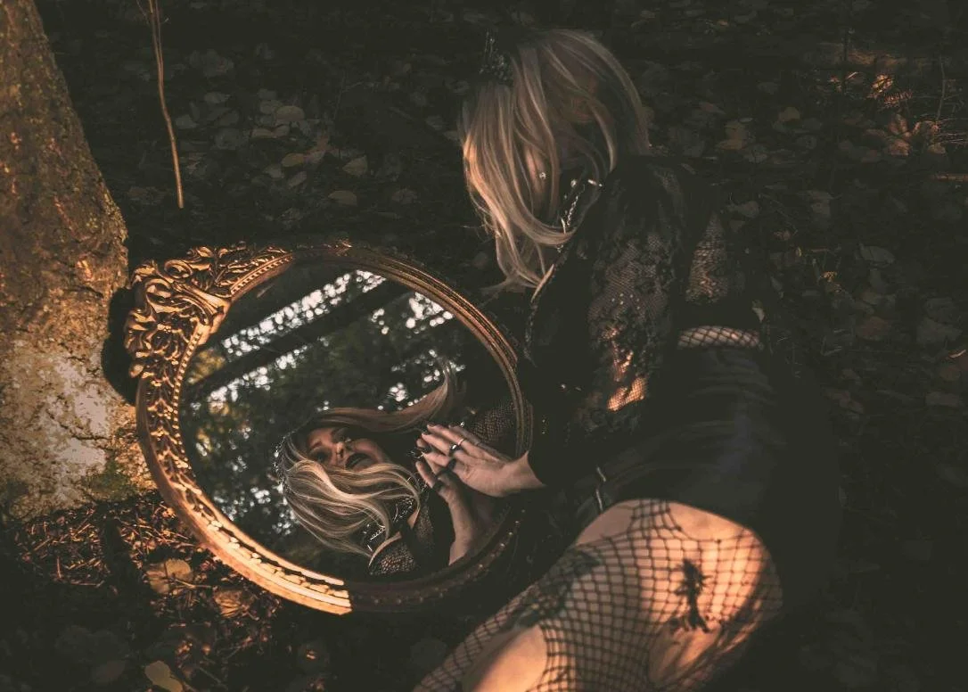 Analisa witch web14.jpg