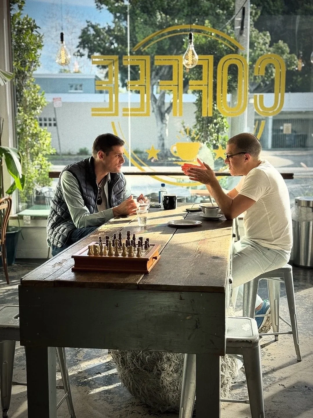Quiet moments shared at @lo.cal ☕️ find your community and so much more along the blocks of Pico Boulevard.