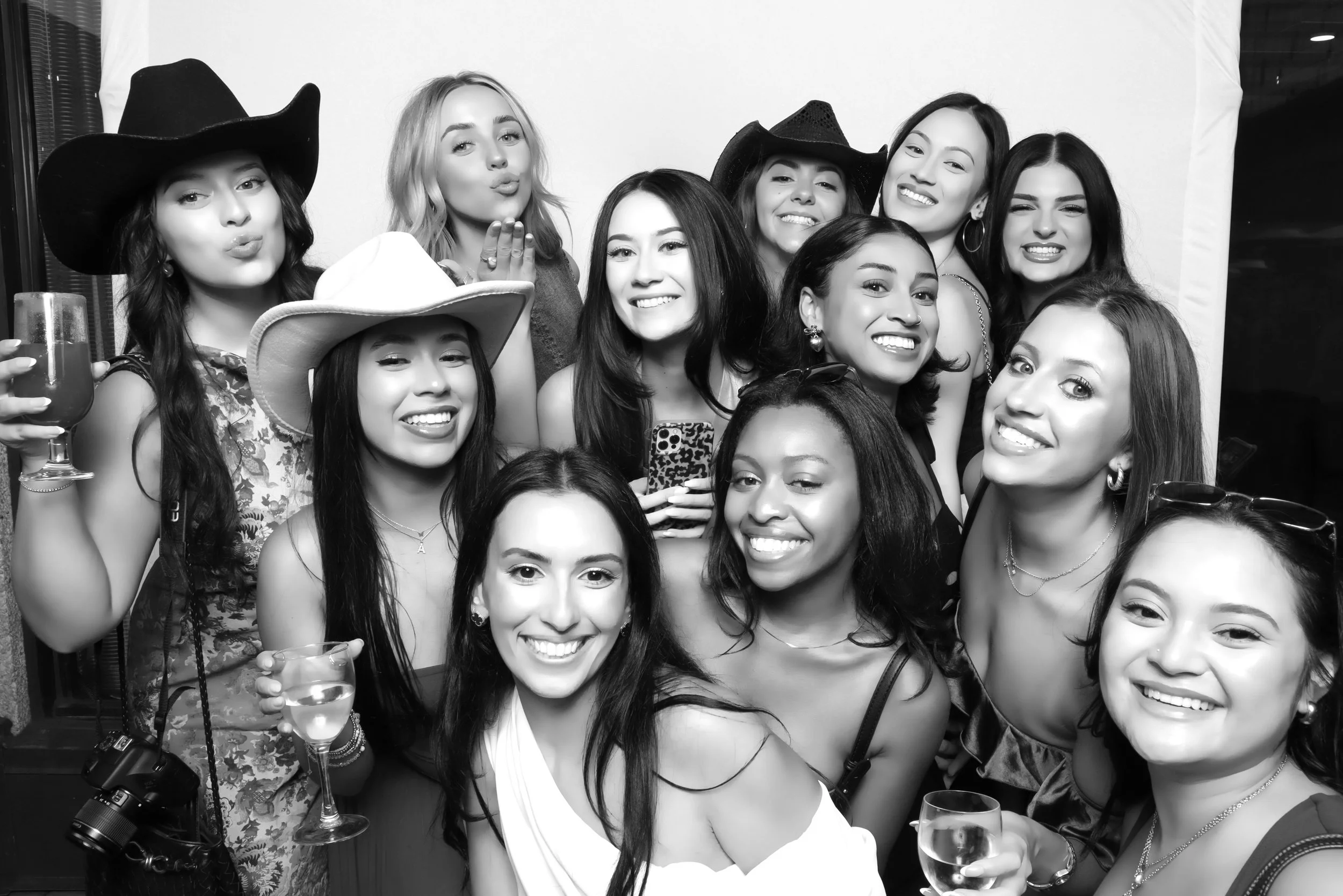 Glam booth Calgary aka Kardashian style photo booth