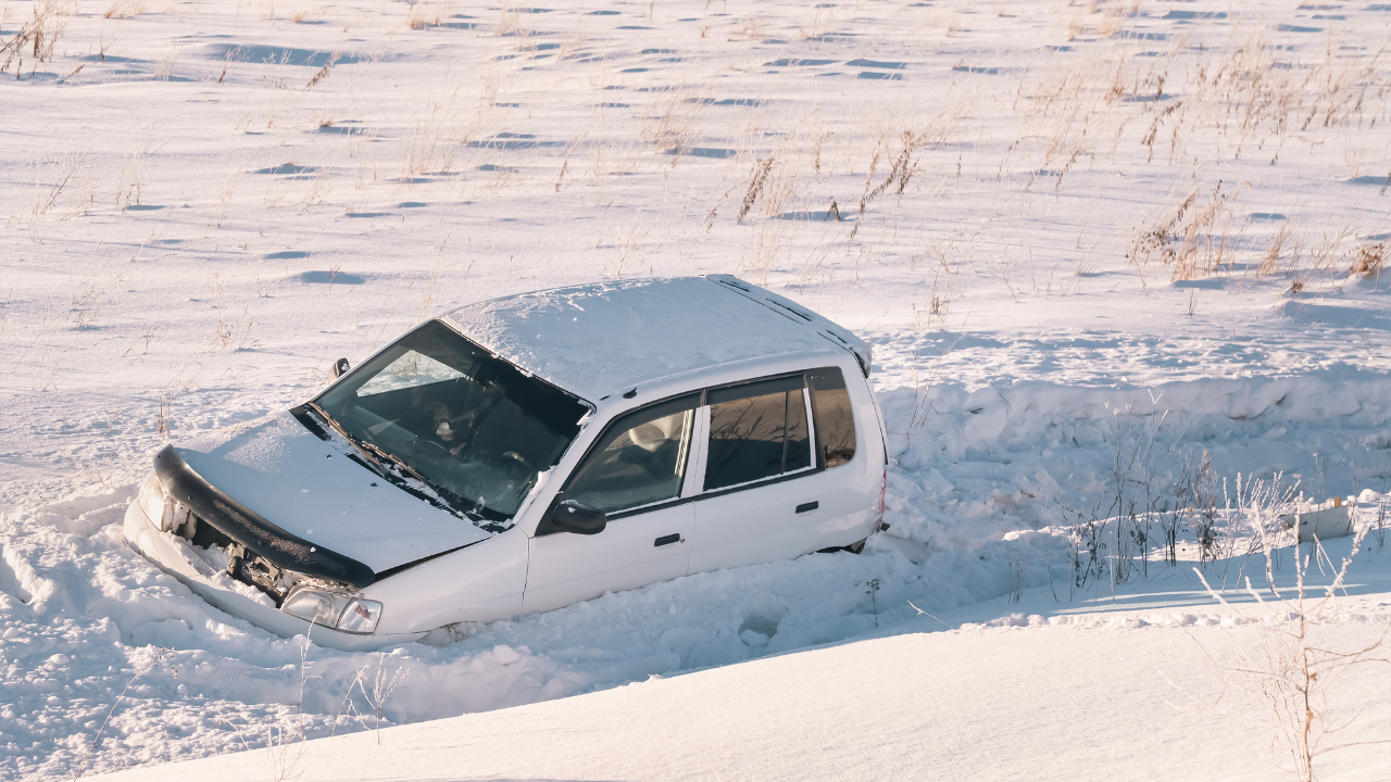 Car in Snow.png