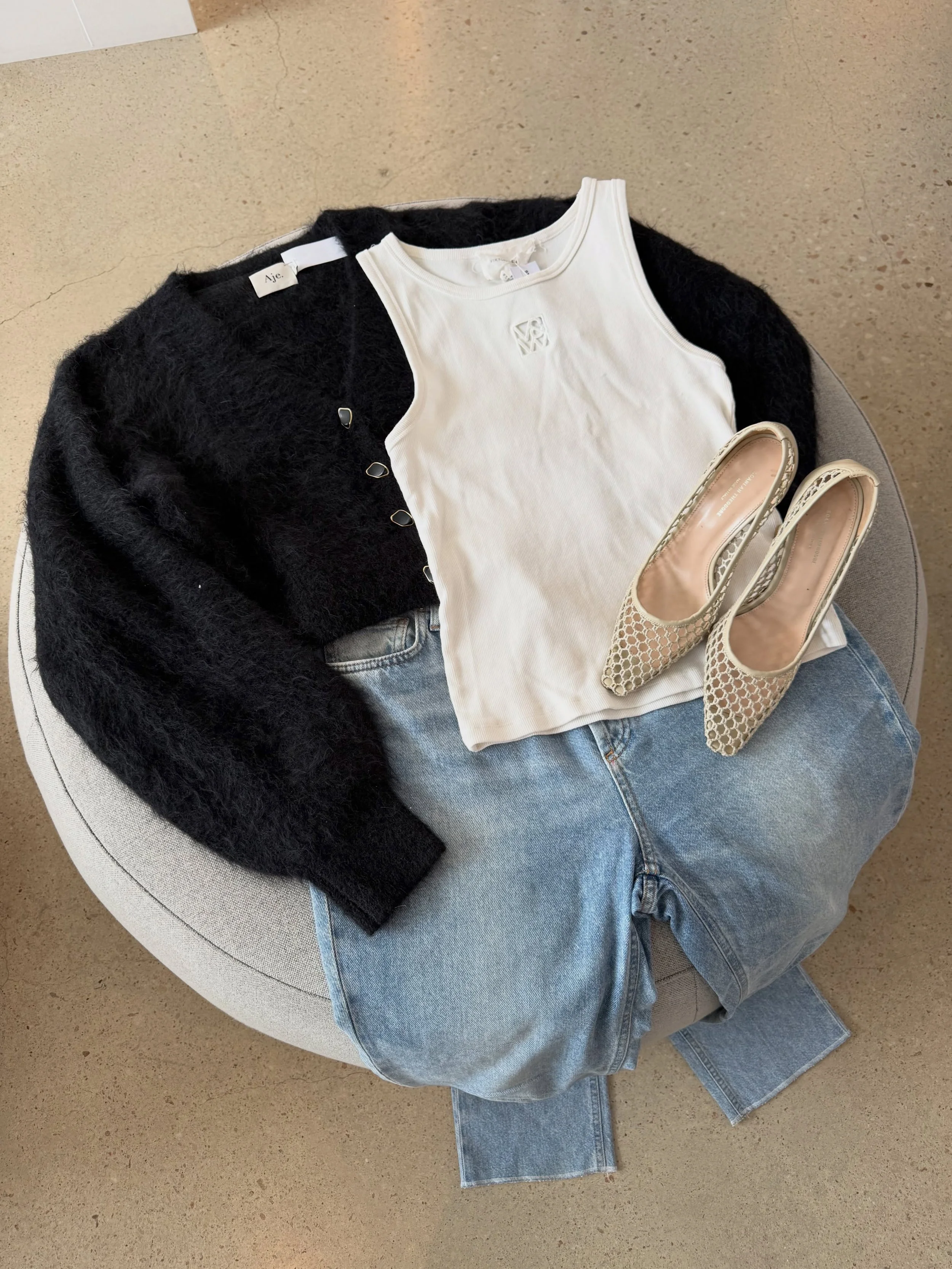 Outfits we are loving this weekend 💕

Image 1:
Aje black cardigan - size S - $115
Vik and Woods white tank - size 8 - $50
Scanlan Theodore jeans - size 29 - $115
Scanlan Theodore pumps - size 38 - $100

Image 2:
Make pink cardigan - $120
Anine Bing 