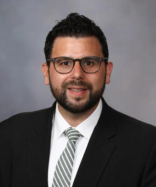 Dr. Eric Vargas