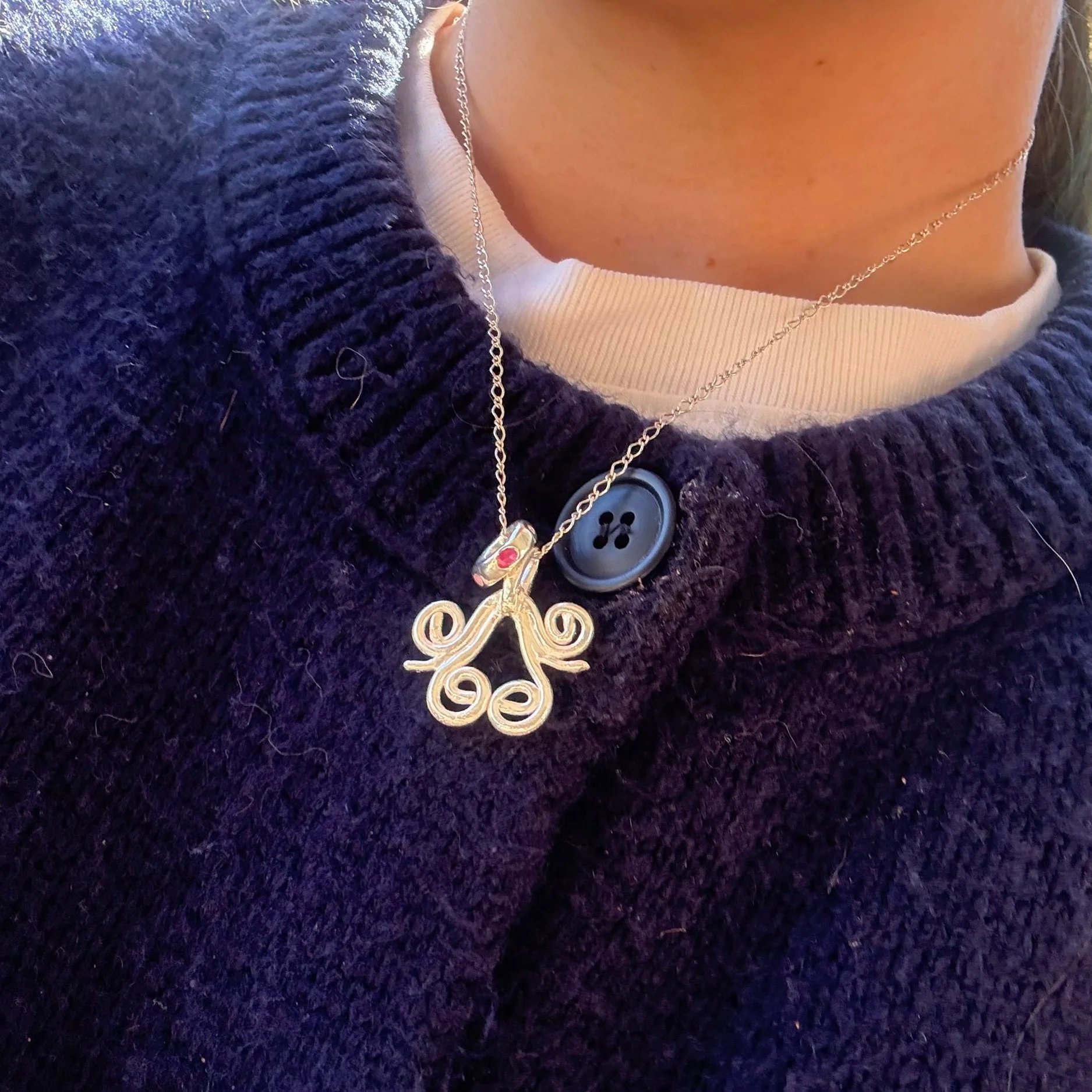 HEART ORNAMENT PENDANT