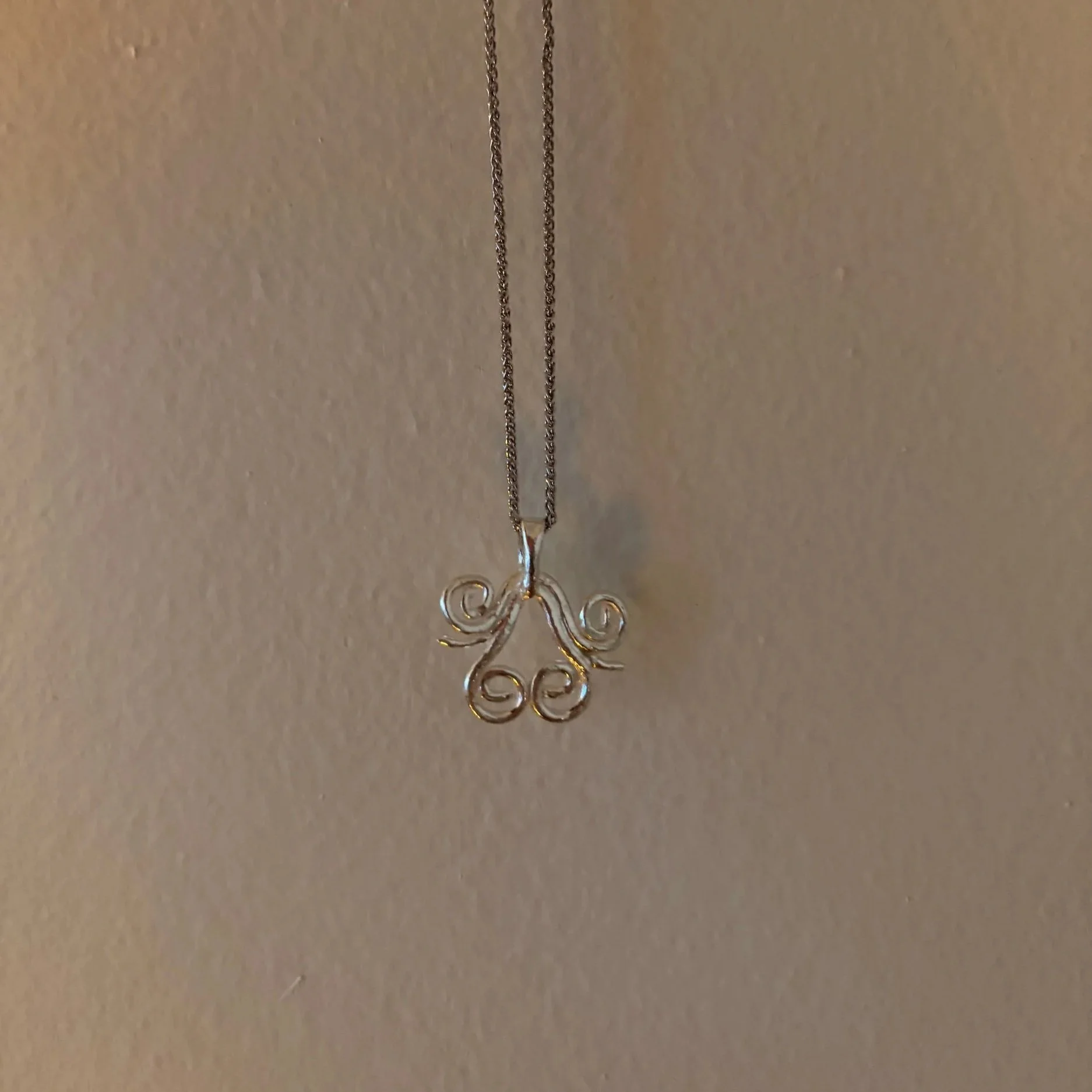 HEART ORNAMENT PENDANT