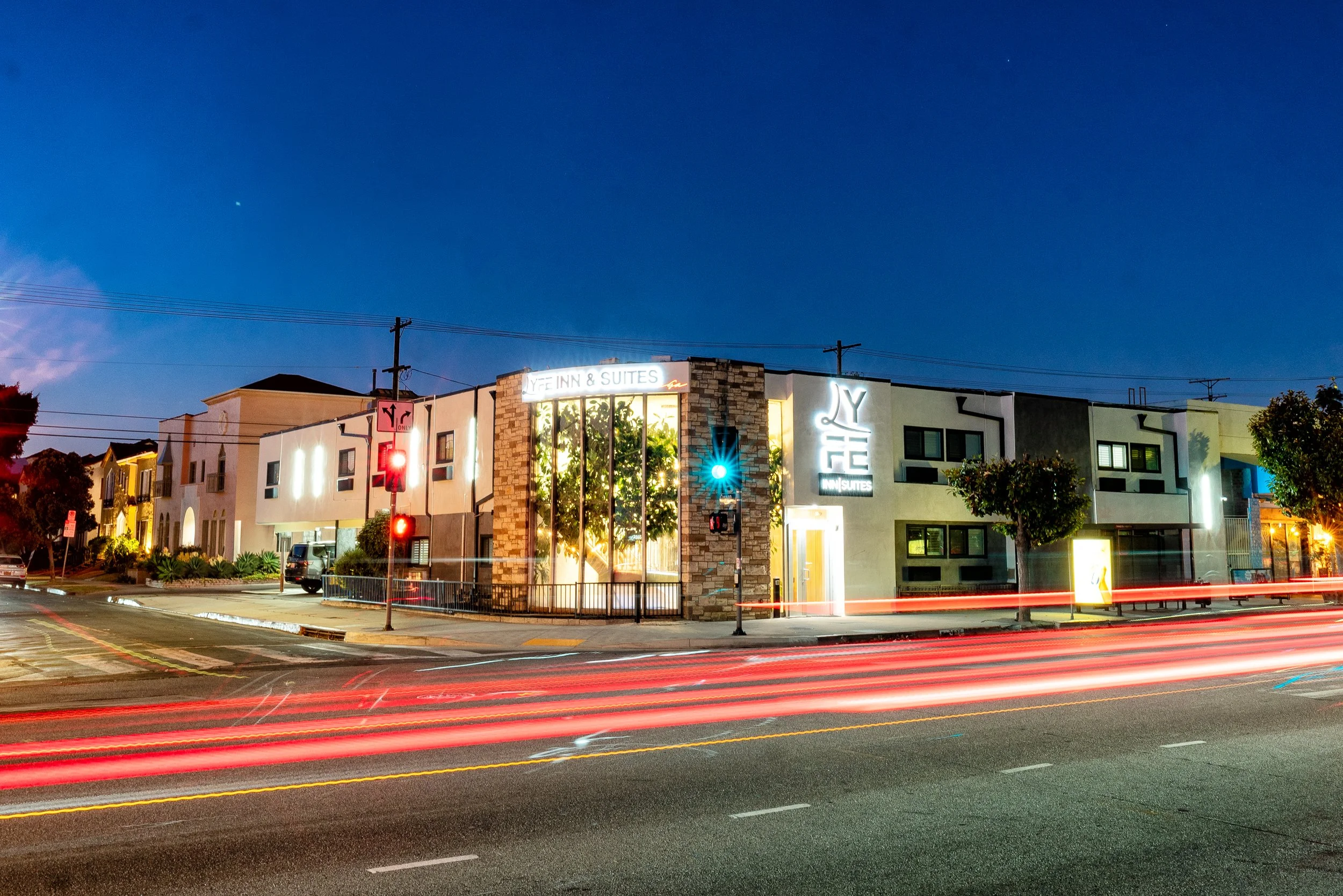 An Image of LYFE INN & SUITES by AGA- Beverly Hills