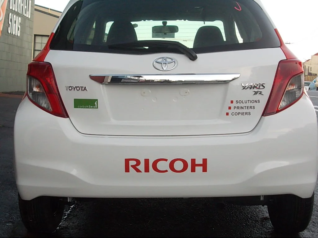 Ricoh Yaris YX 2013 3 (2).JPG