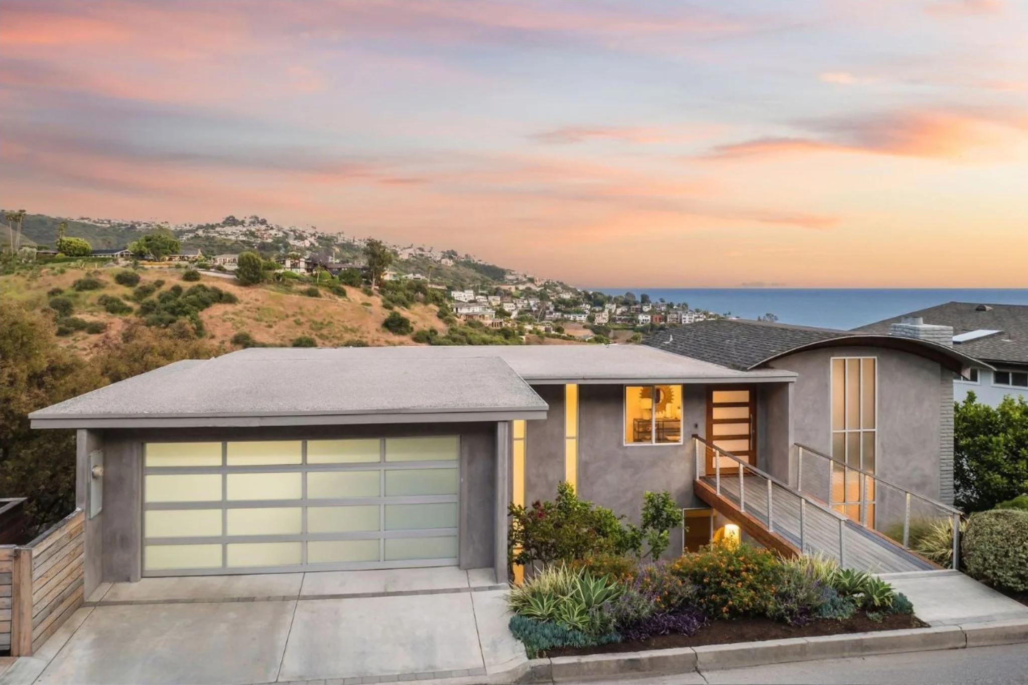 Modern ocean view home on an oversized lot in Temple Hills Laguna Beach