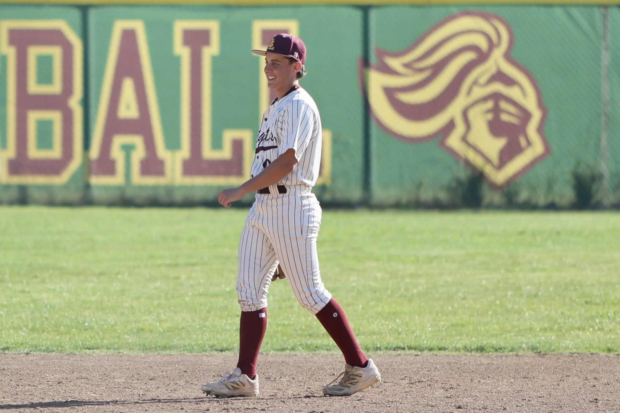 Las Lomas Baseball in the field