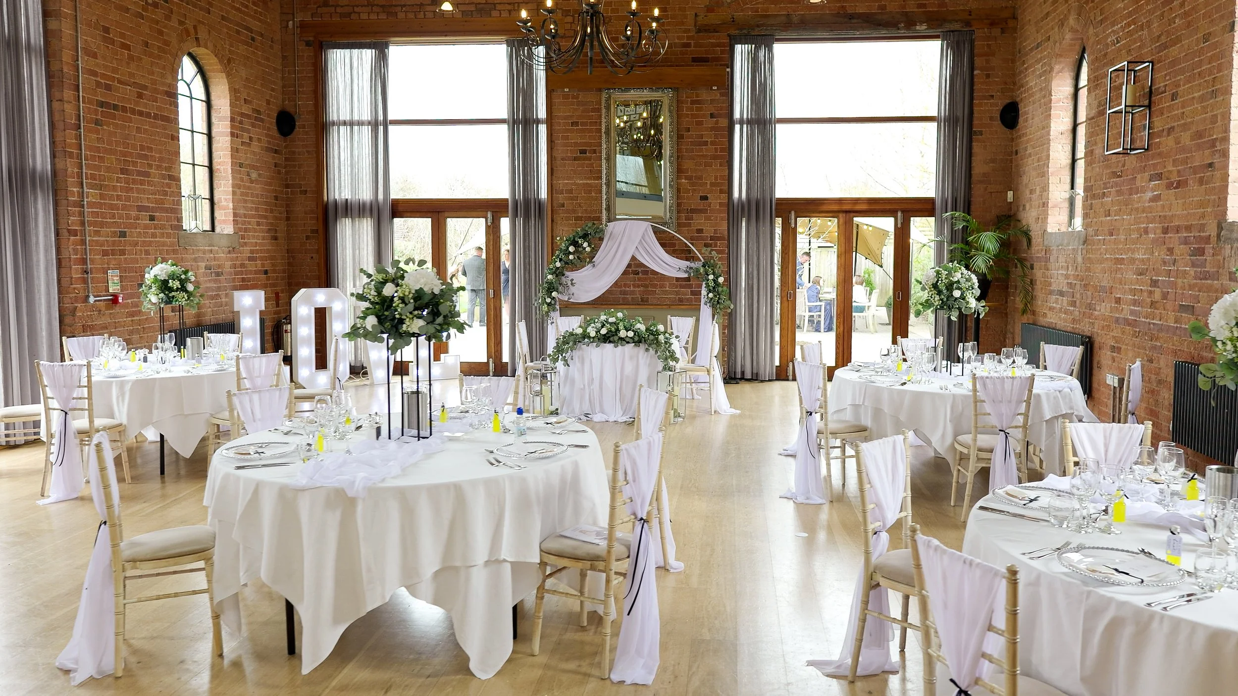 Monochrome - A Timeless Yet Contemporary Choice 