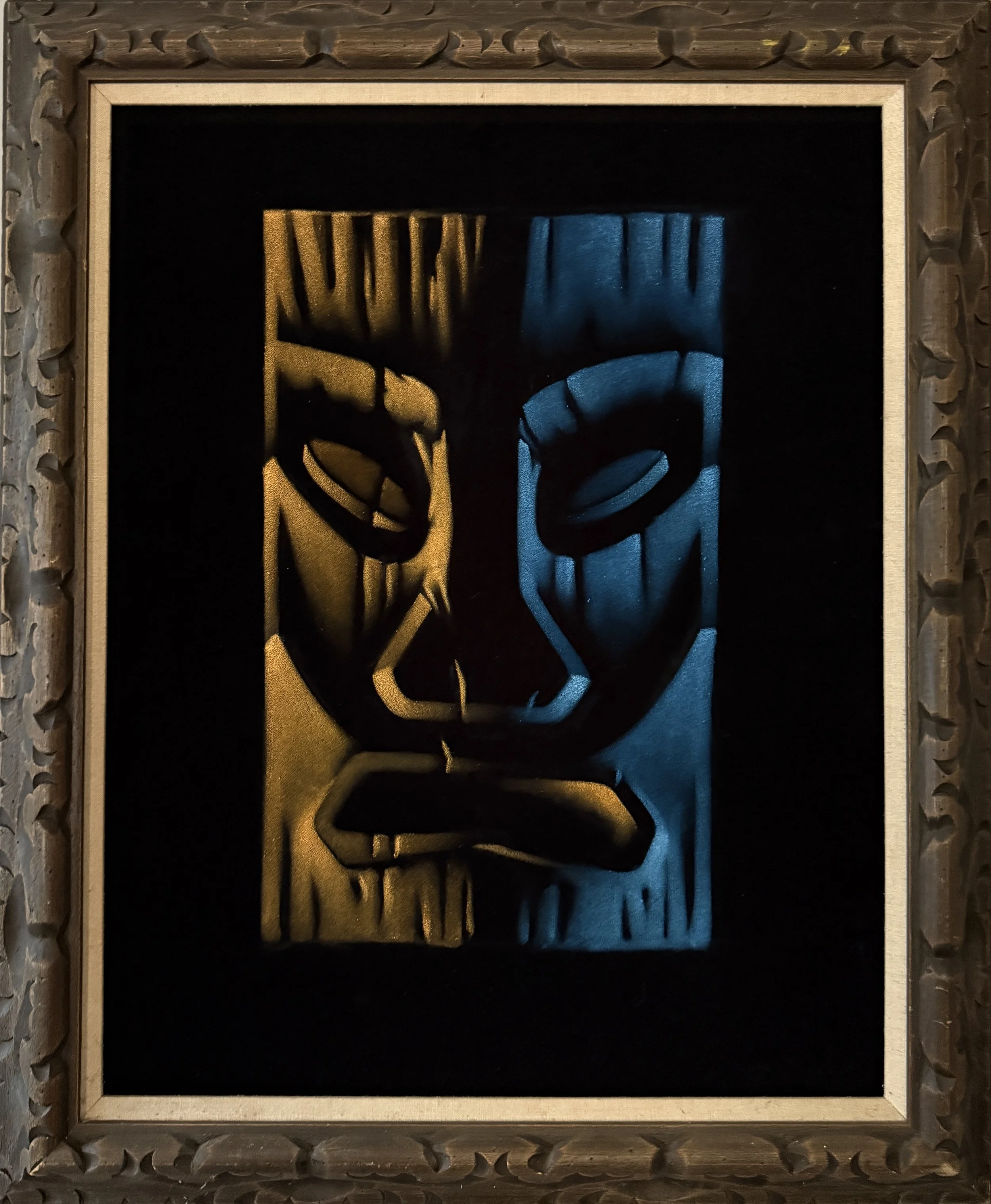Book End-Tiki Velvet by ARNO-0825.JPG