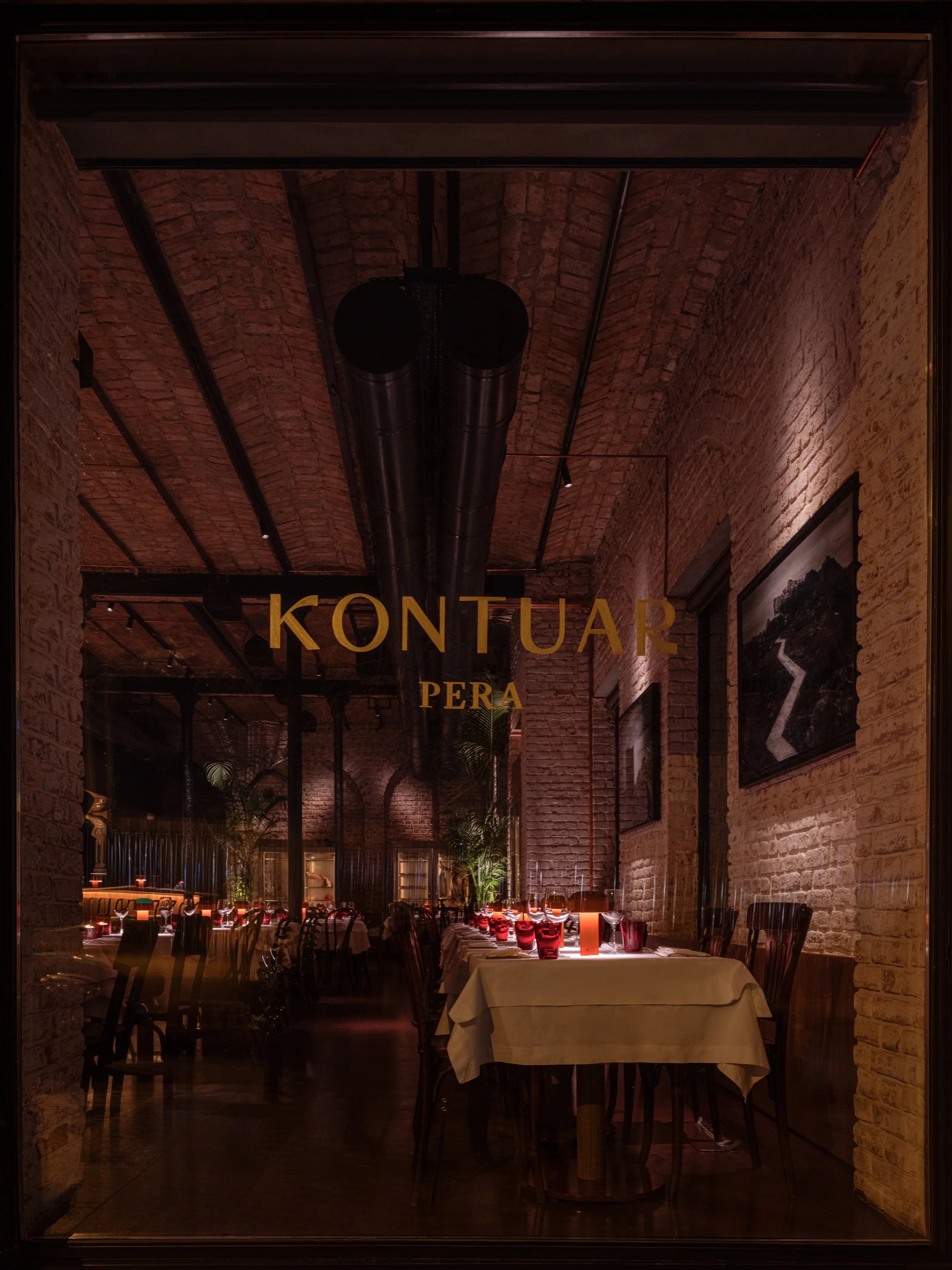 RINO4771_v3_Emre_Dorter_Kontuar_Pera.jpg