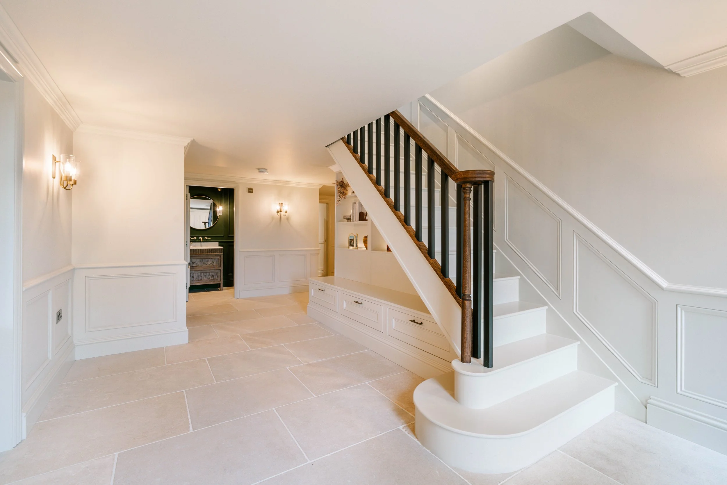 Hallway-2.jpg
