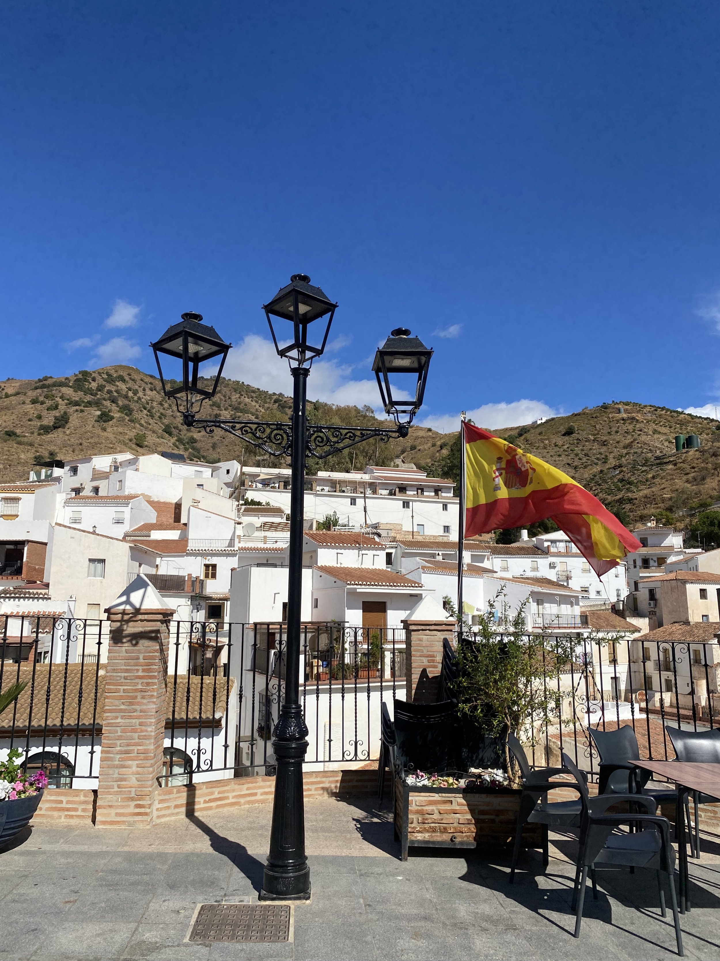 El Borge - The Raisin Sun, the Wild Past of Axarquía and the famous Bandit - El Bizco del Borge 