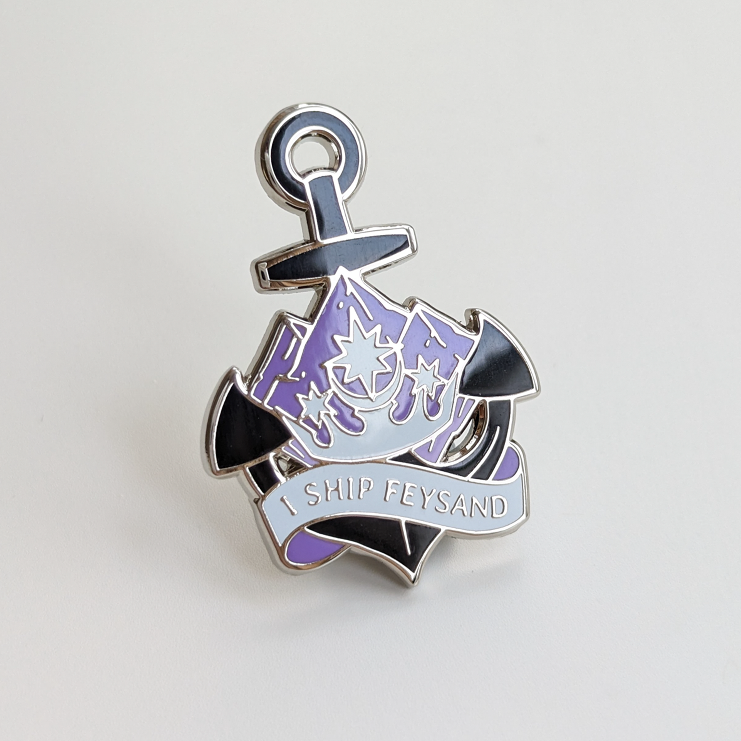 A Court of Thorn & Roses Enamel Pin: I Ship Feysand