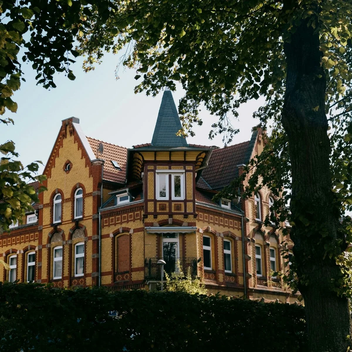 Husbesiktning i Täby – viktigt inför renovering av äldre villa