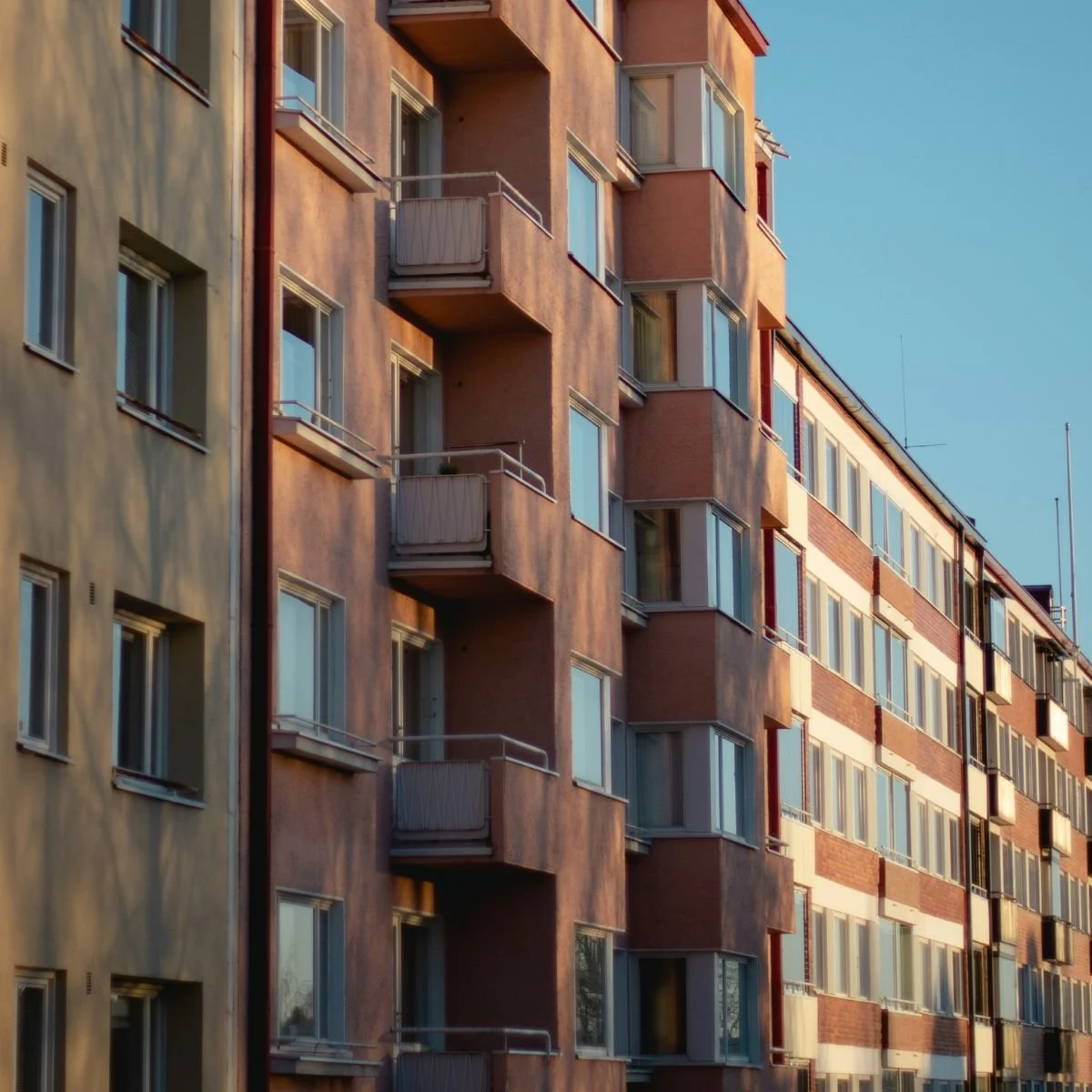 Köpa lägenhet i stan? Därför måste du besiktiga bostadsrätten