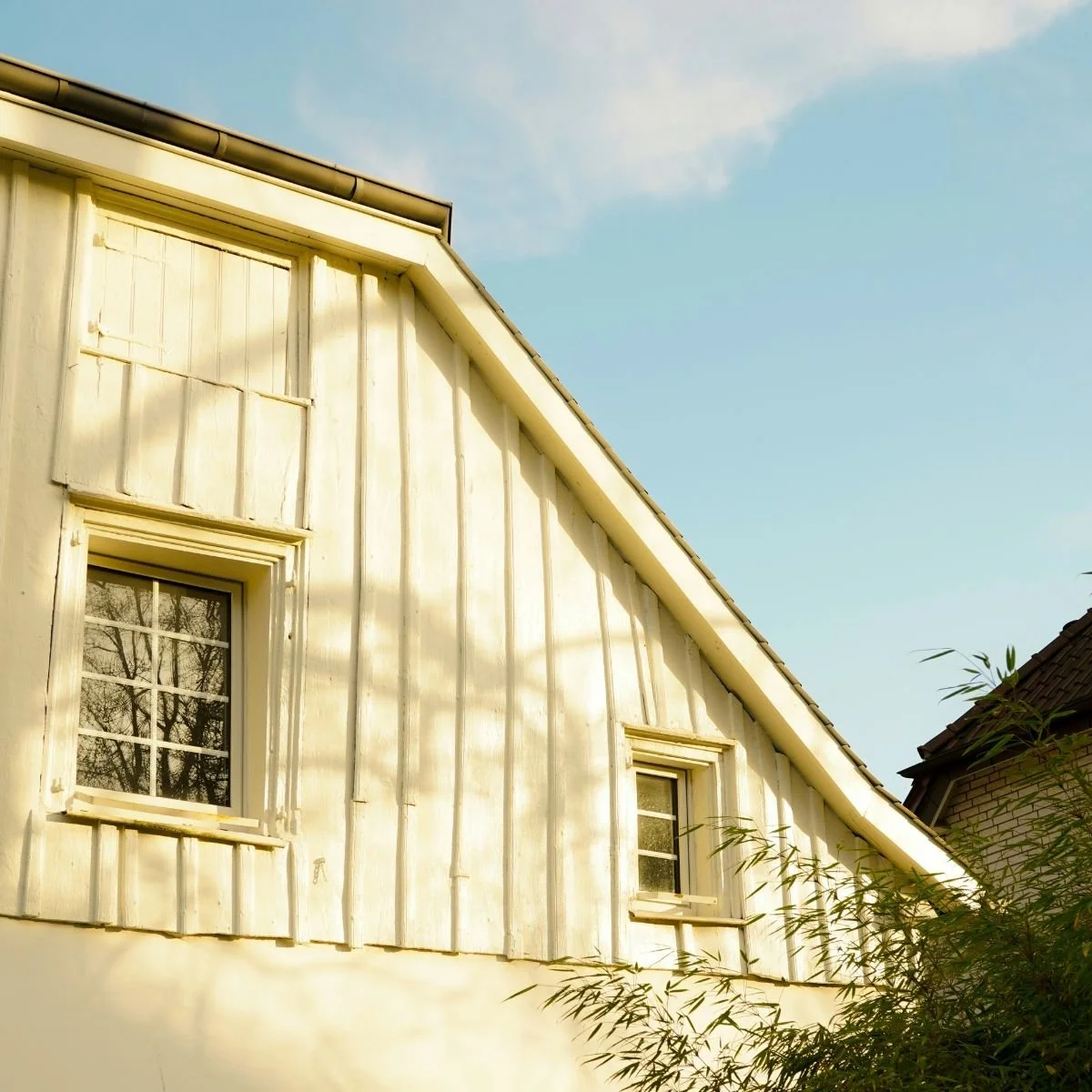 Köpa hus i Saltsjöbaden och på Solsidan – Miljoninvesteringar och dolda risker