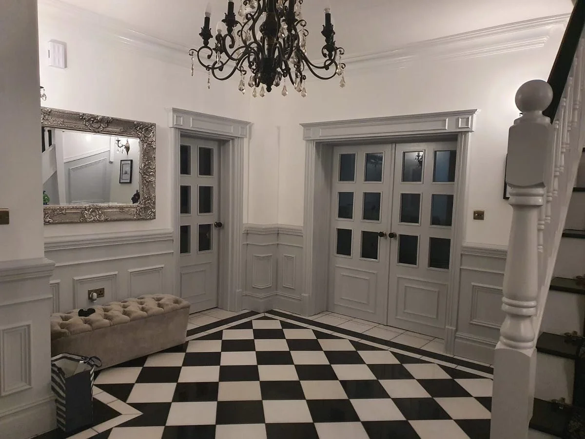 A full renovation to this beautiful home in Bedfordshire, we added a lot of intricate details to this hallway to create a lasting impression  build. 🏡 Swipe left to see how this space looked before!
