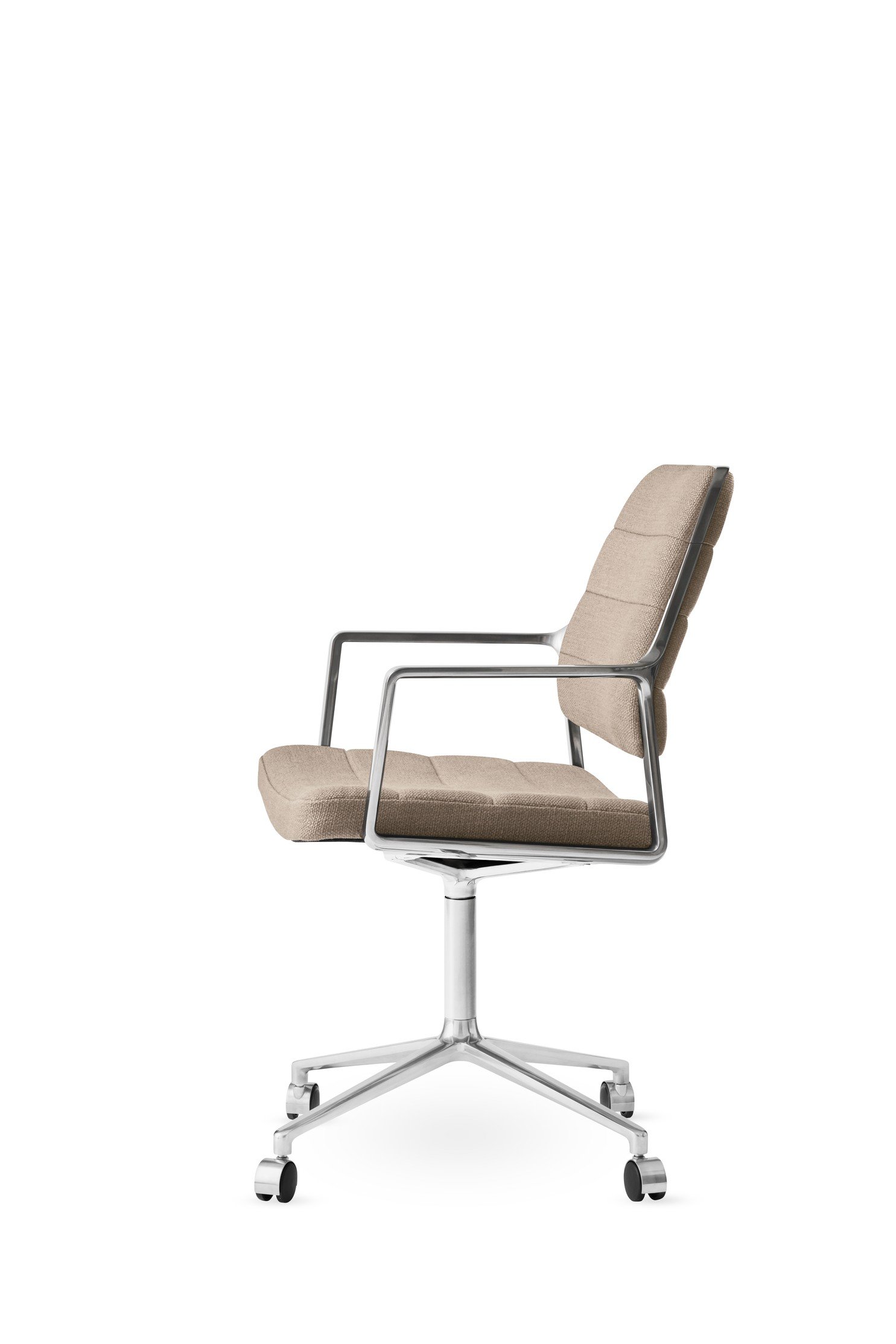 vipp455-swivel-chair-alu-dark-sand-textile-castors-02.jpg