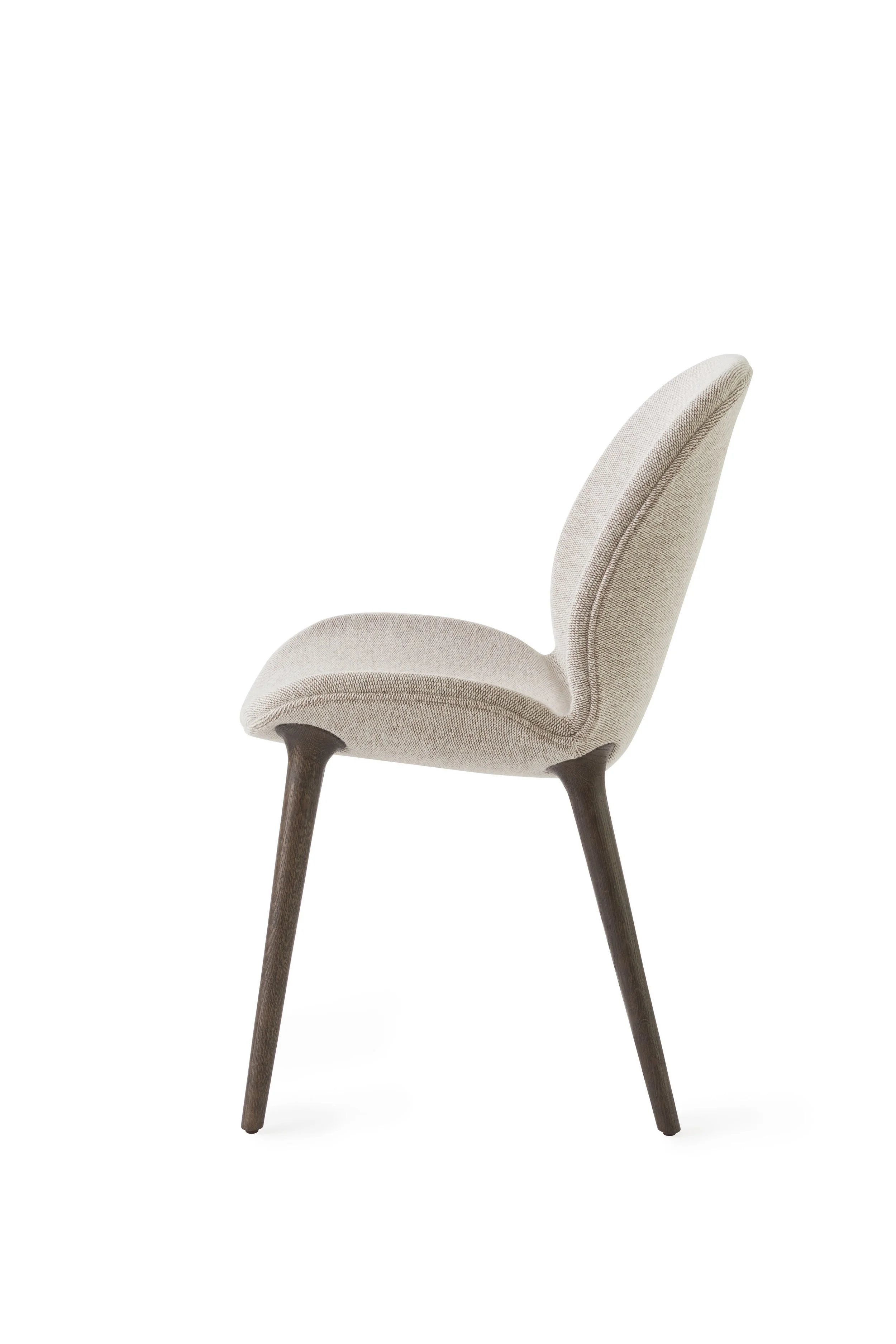 vipp-462-lodge-chair-brook-beige%EF%80%A2chesnut-dark-aok-02.jpg