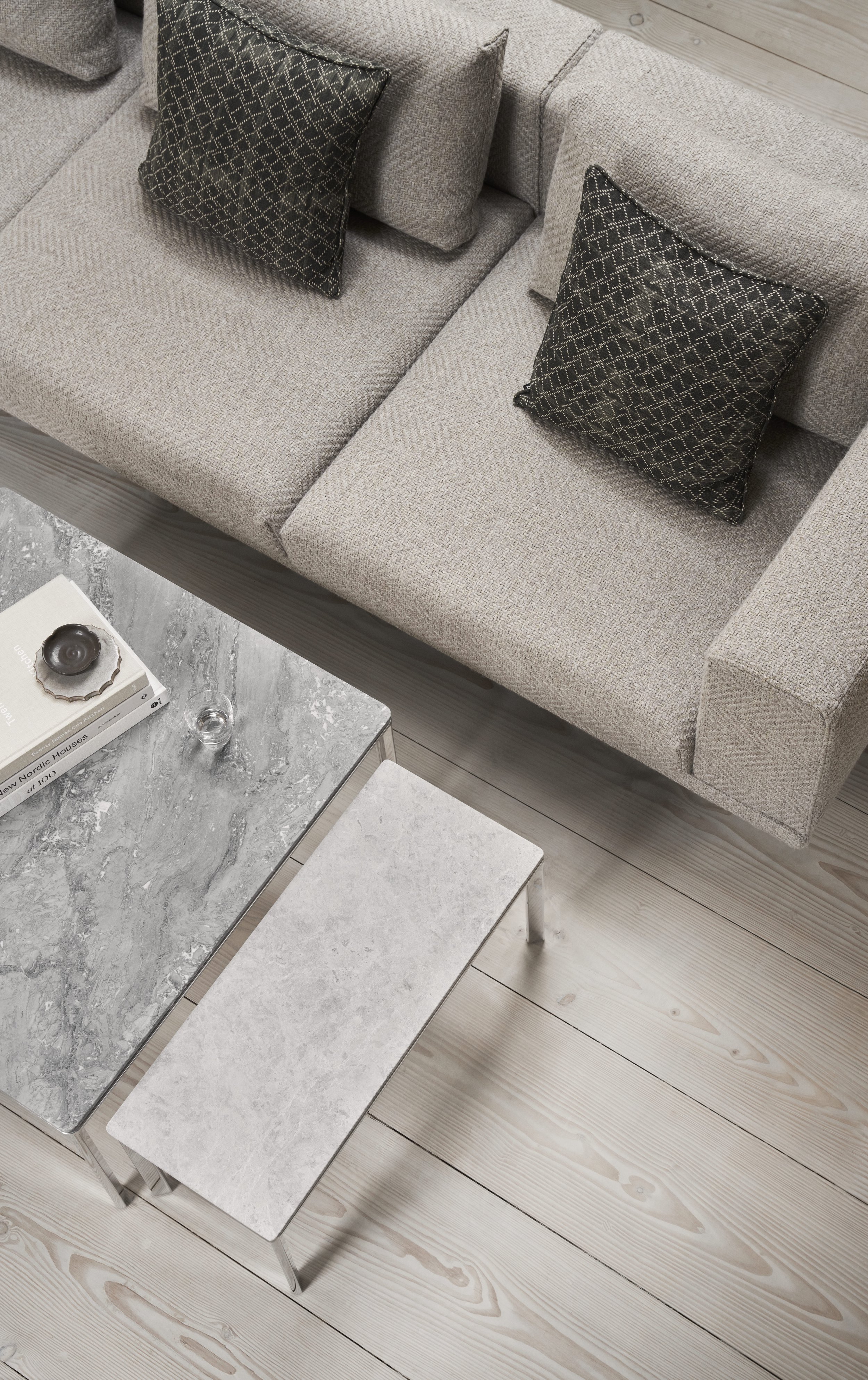 vipp426-427-coffee-table-square-combo-02.jpg