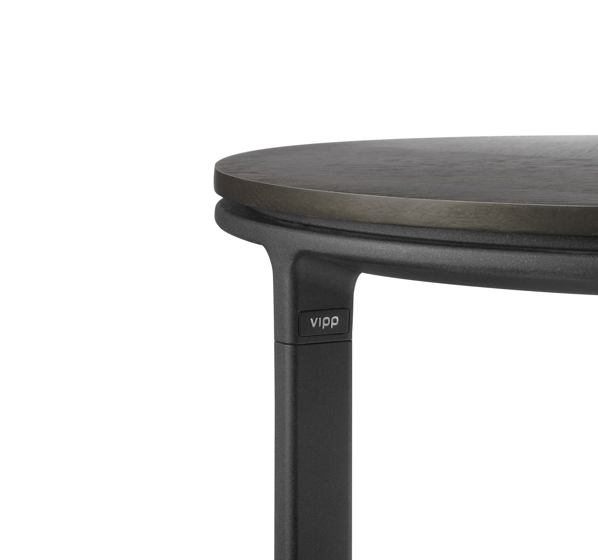 vipp-421-side-table-smookedoak-detail-01-low.jpg