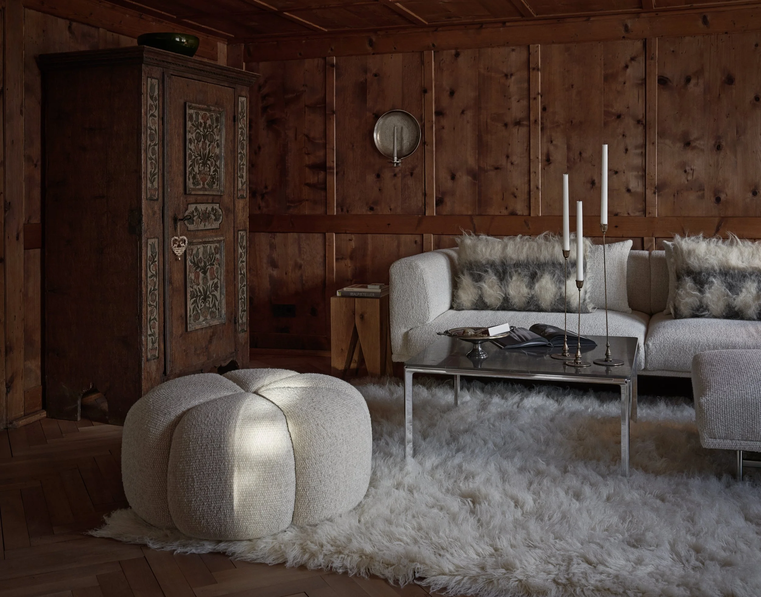 vipp_montafon-haus_living room_06.jpg