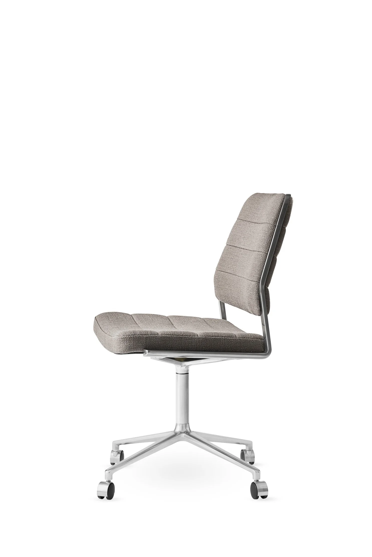 vipp454-swivel-chair-alu-tenzo-textile-castors-02.jpg