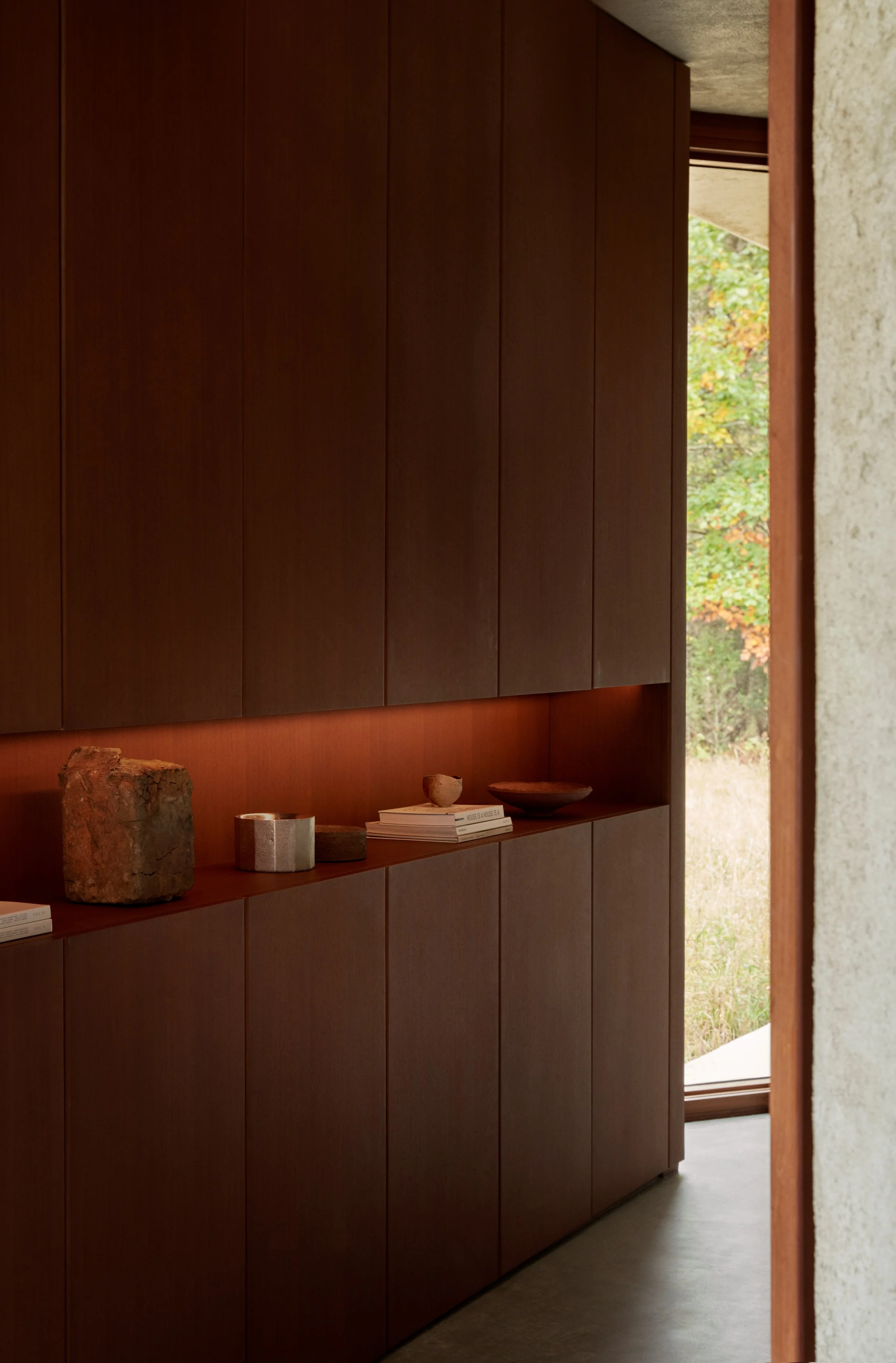 vipp-upstate-new-york-bedroom-03.jpg