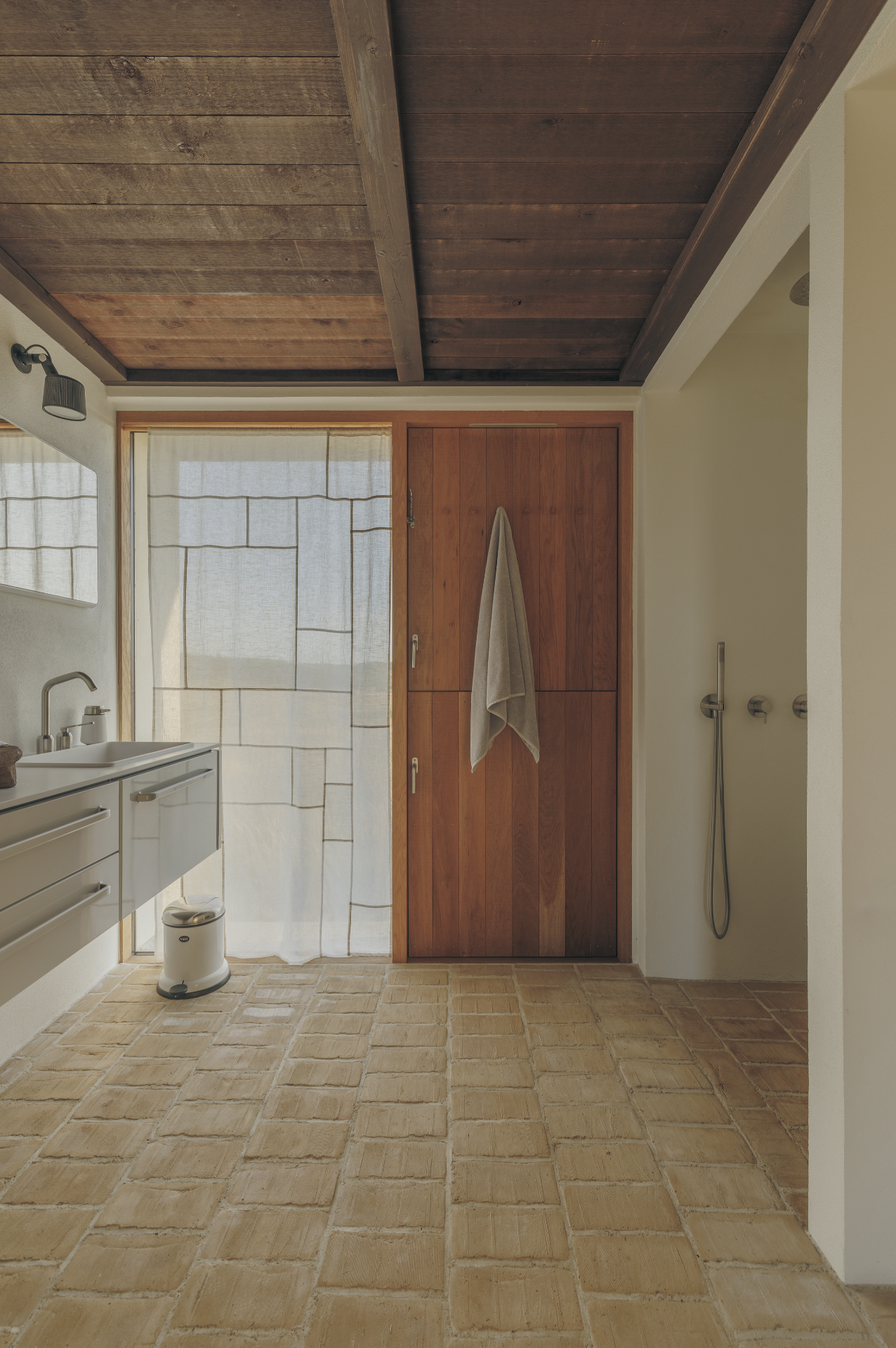 vipp-coldhawaii-richardgaston13.png