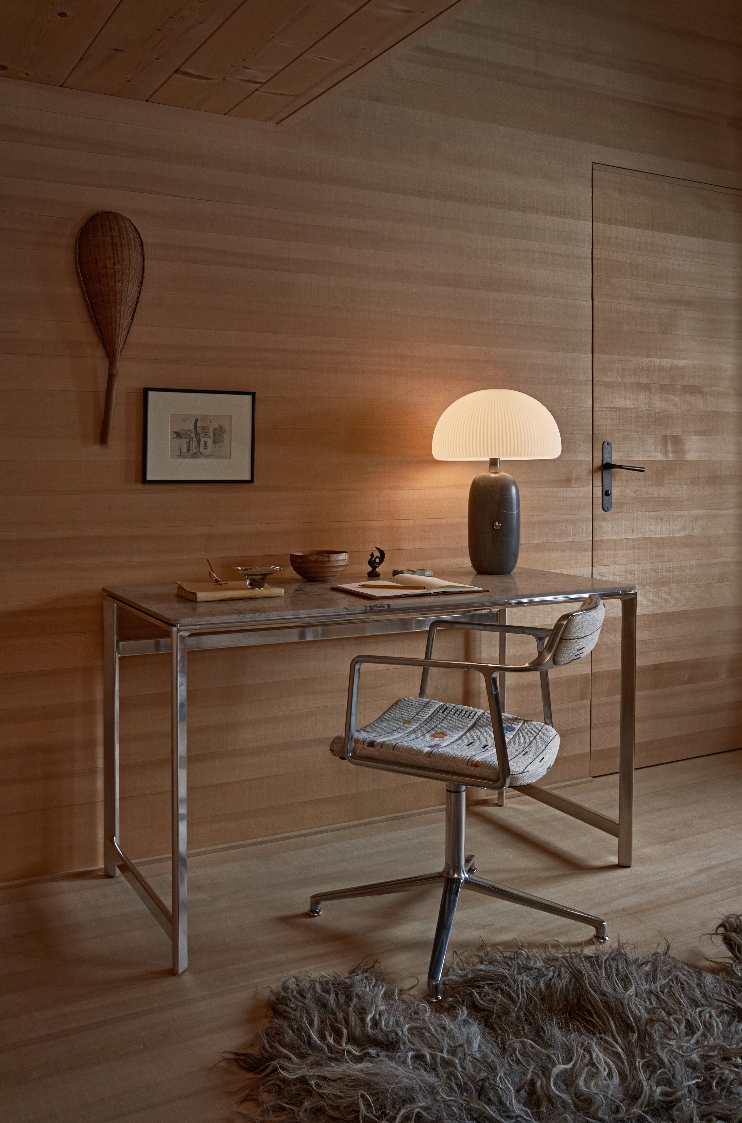 vipp_montafon-haus_swivel chair-05.jpg