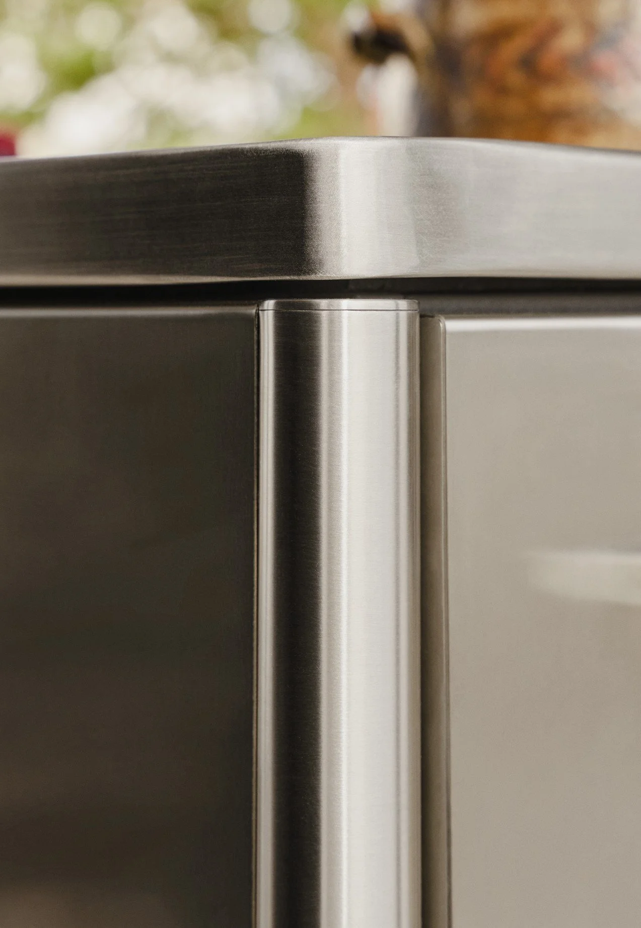 vipp900-v4 kitchen-julia khan anselmo campaign-detail-16.jpg