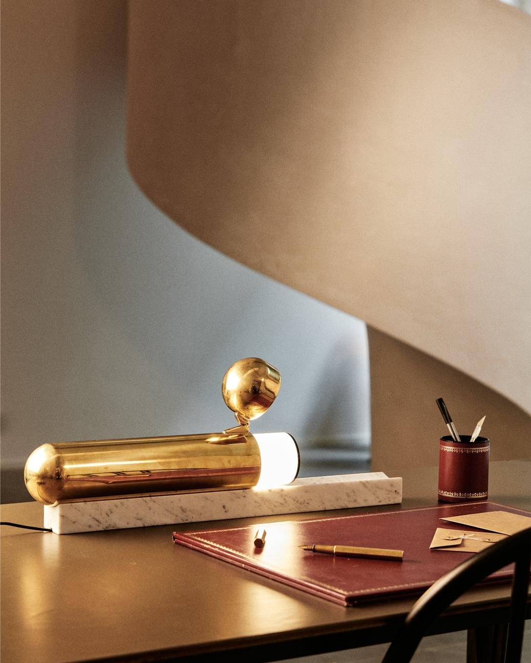 DCWéditions.ISP.Table.Lifestyle.03.jpg
