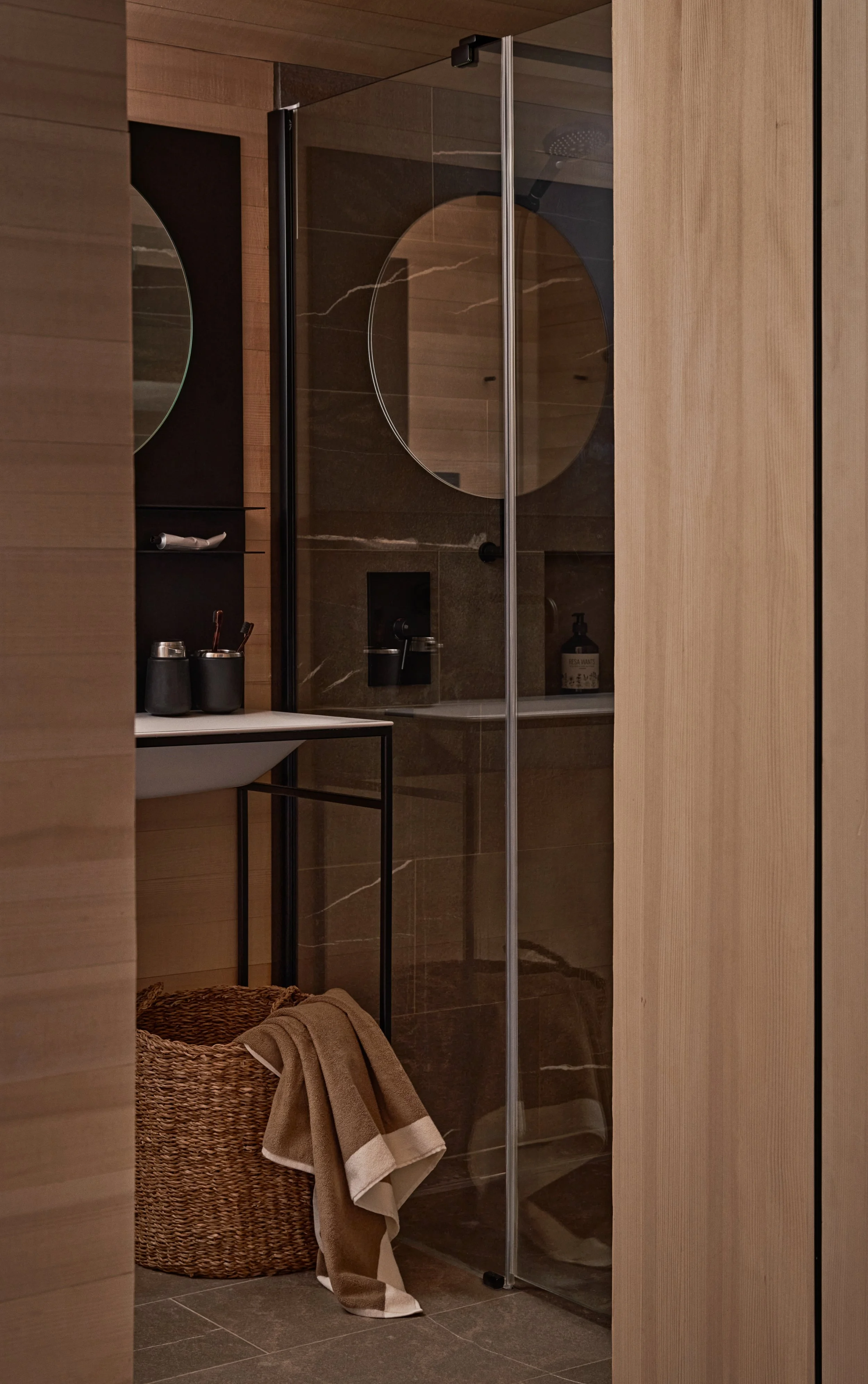 vipp_montafon-haus_bathroom_02.jpg