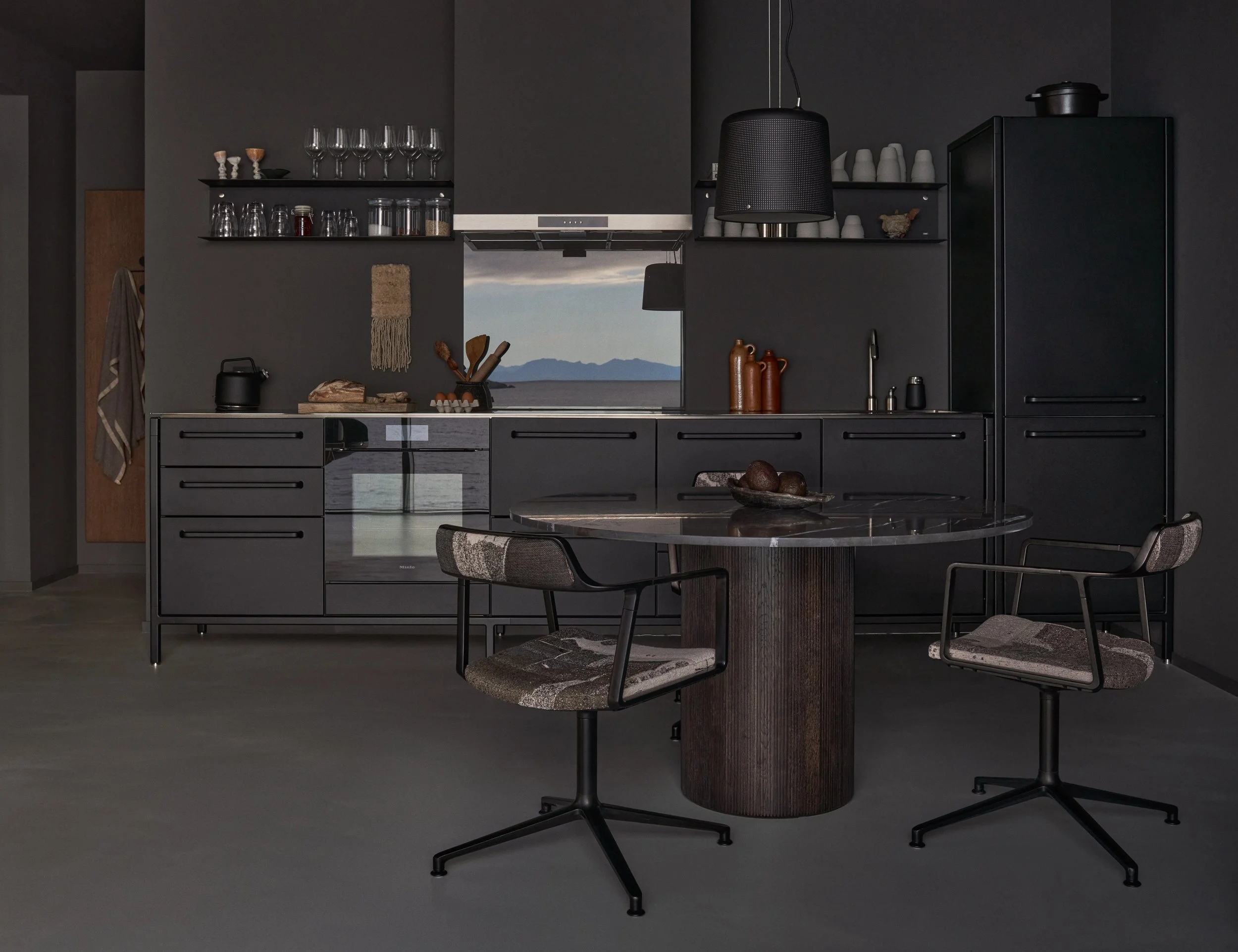 vipp-lofoten-guesthouse-kitchen-03.jpg