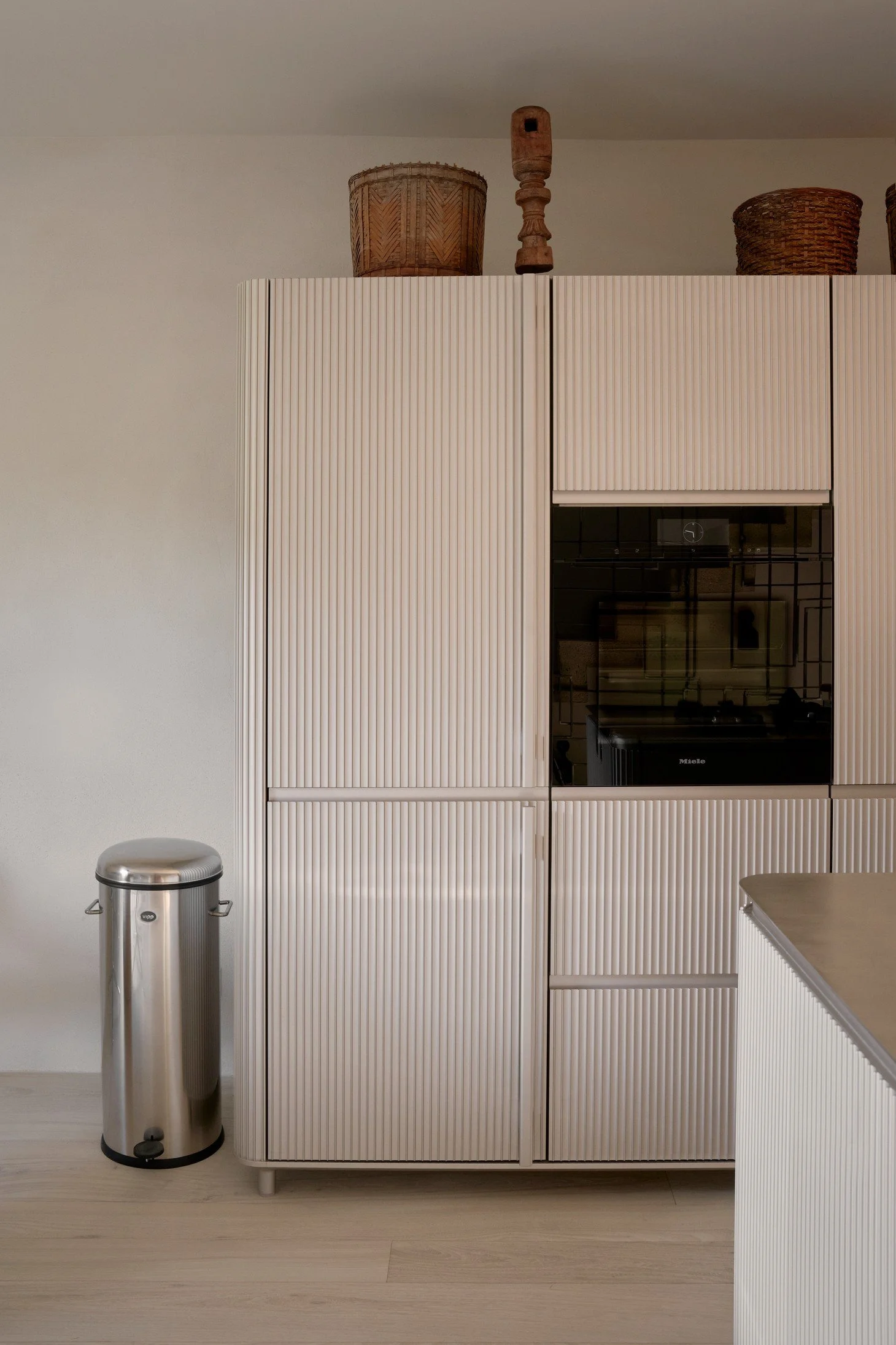 vipp-lagrasse-kitchen-05.jpg