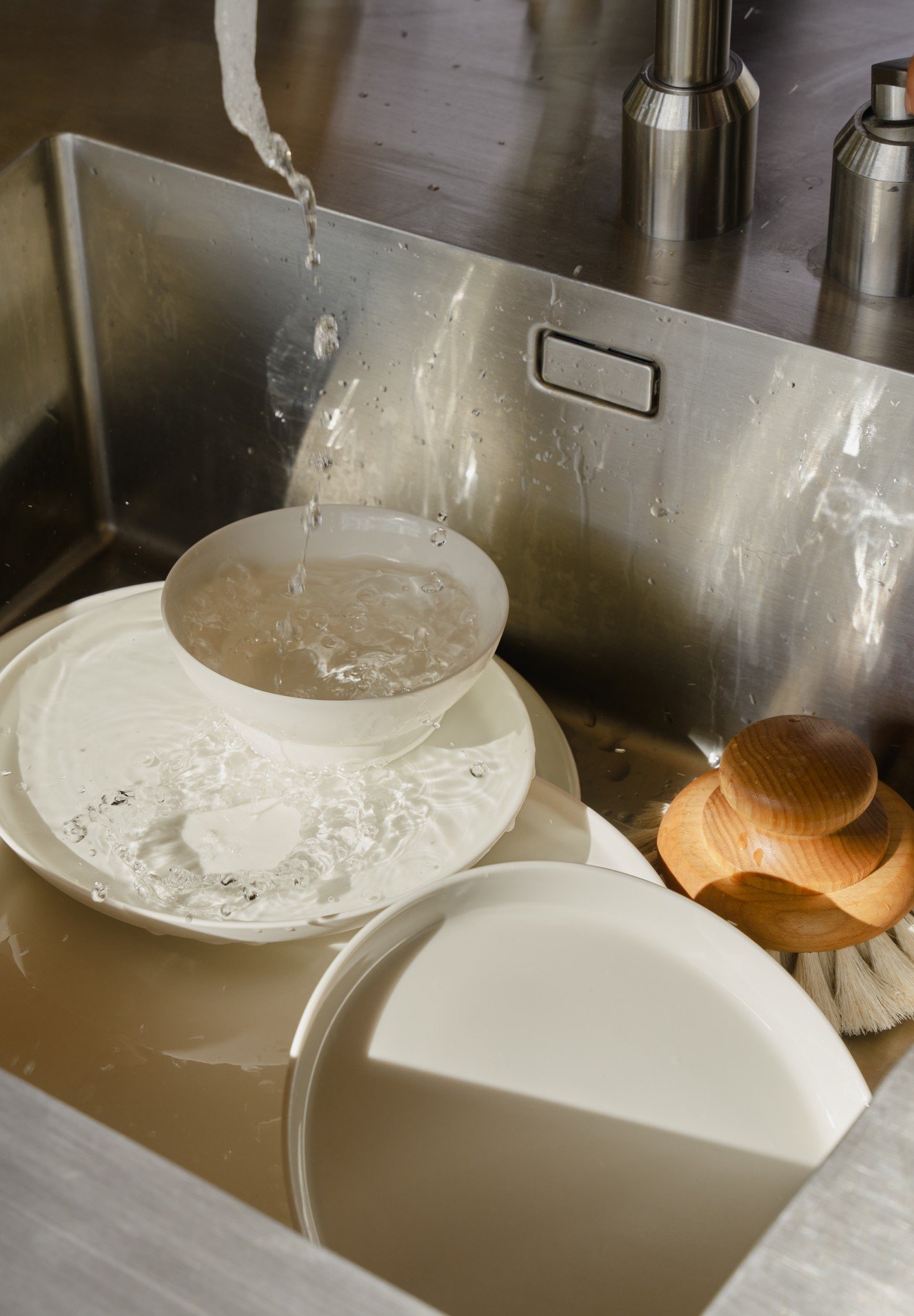 vipp900-v4 kitchen-julia khan anselmo campaign-detail-10.jpg