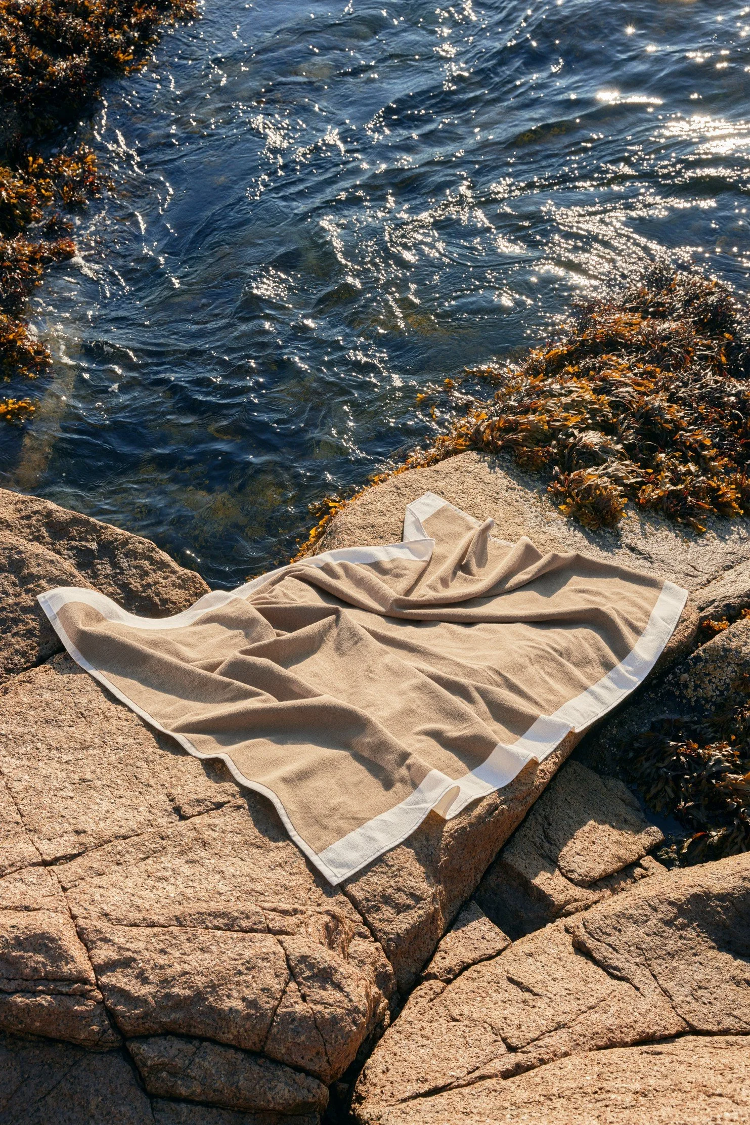 vipp-105-beach-towel-taupe-02 (1).jpg