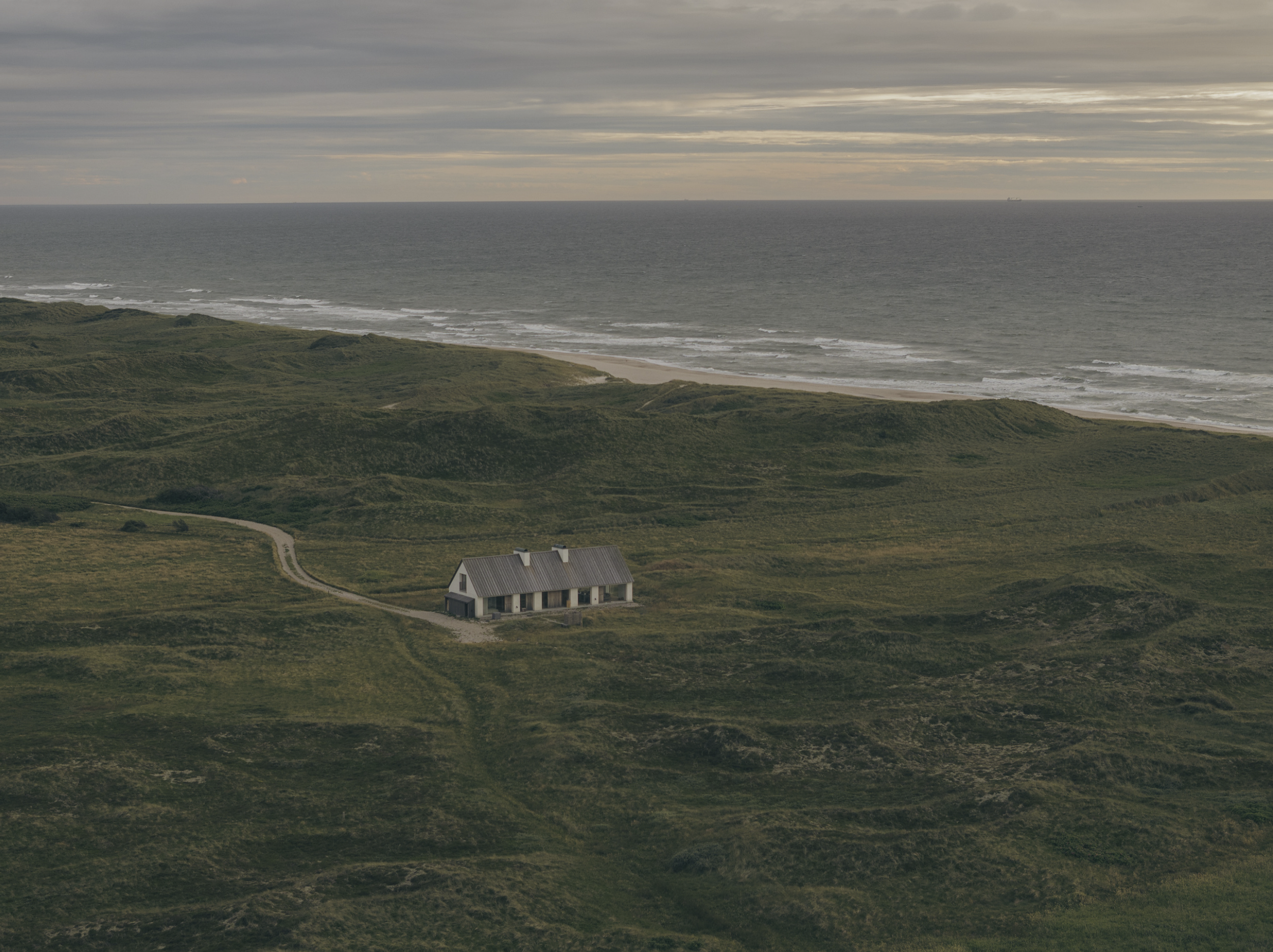 vipp-coldhawaii-richardgaston25.png