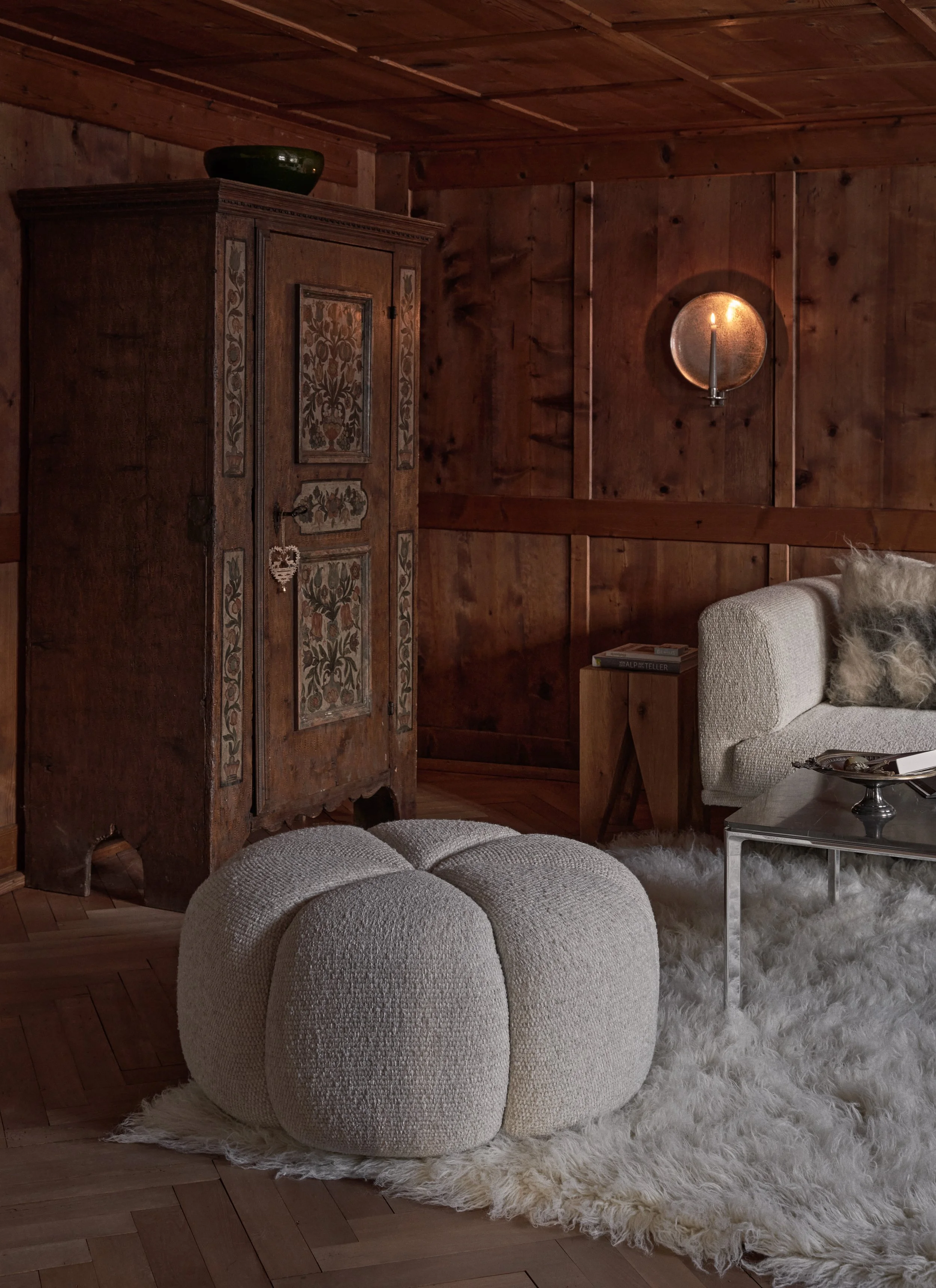 vipp_montafon-haus_living room_04.jpg