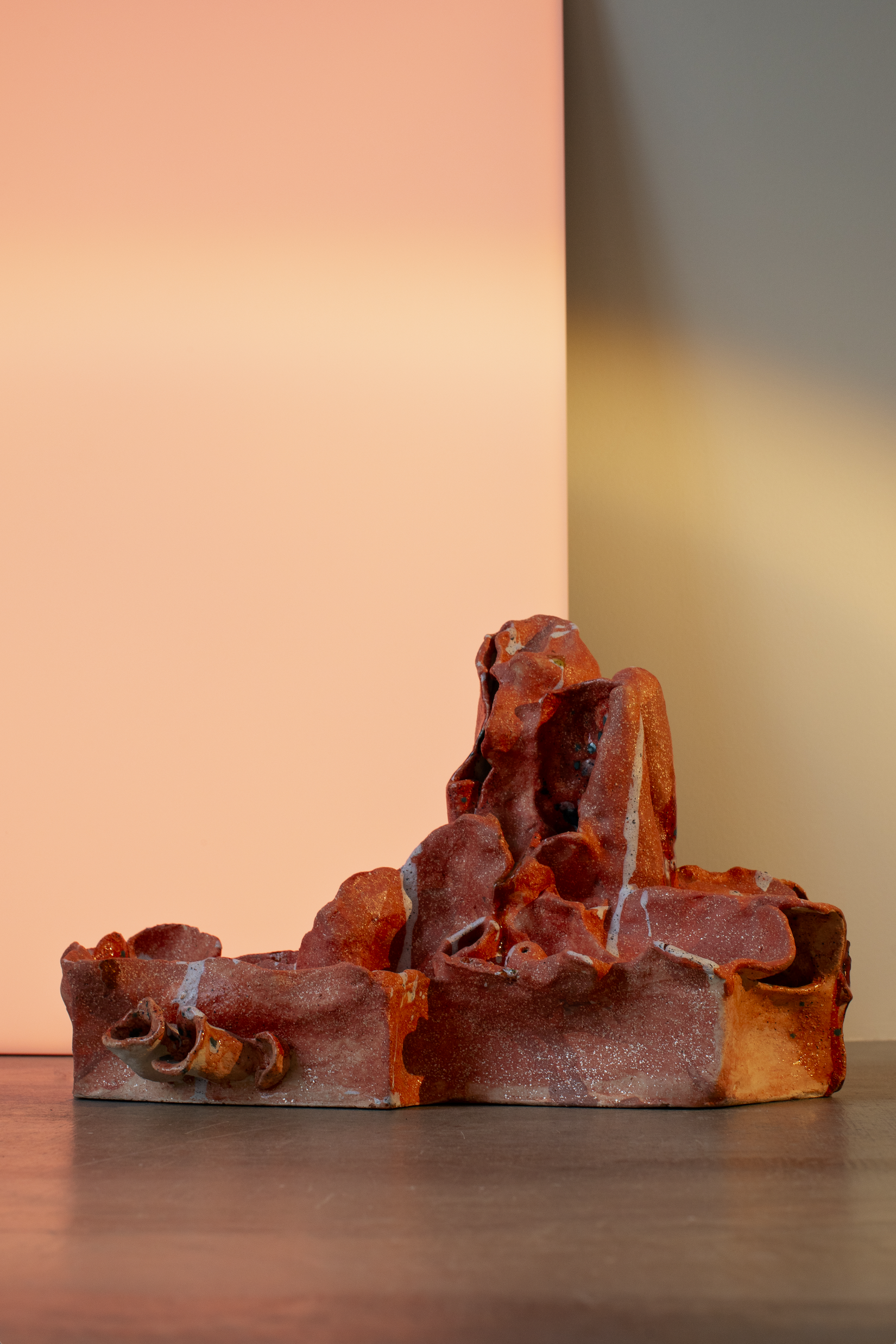 Teos “Punane korall” / Kunstnik Laura Põld