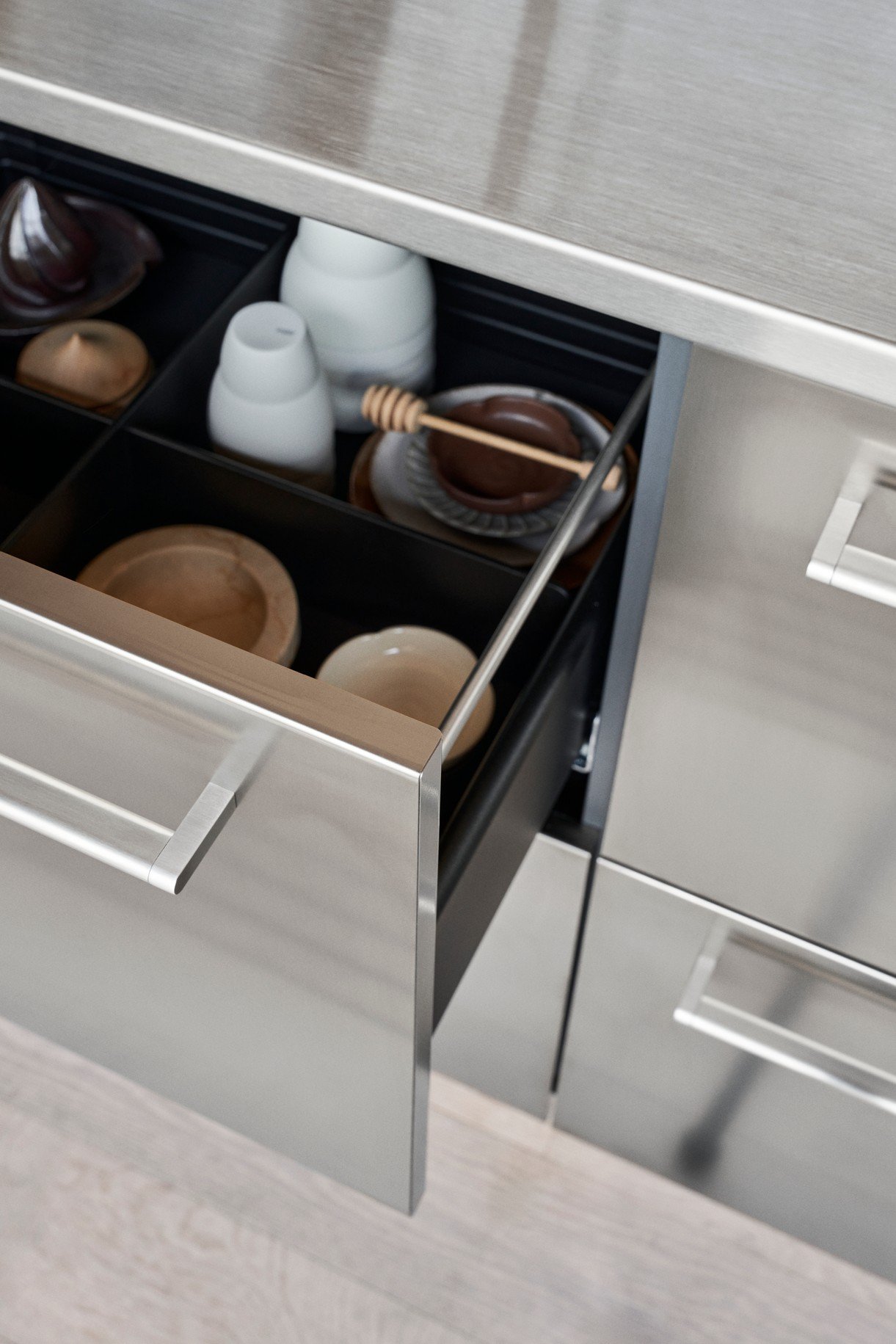 vipp-900-kitchen-v4-detail-01.jpg