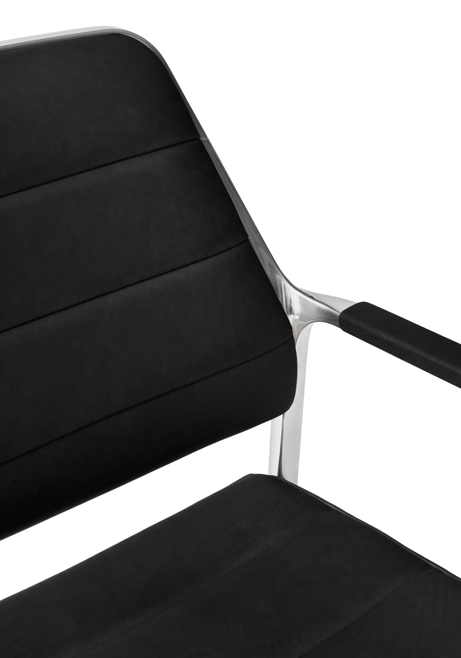 vipp455+-swivel-chair-alu-black-leather-with-armpads-detail-01.jpg