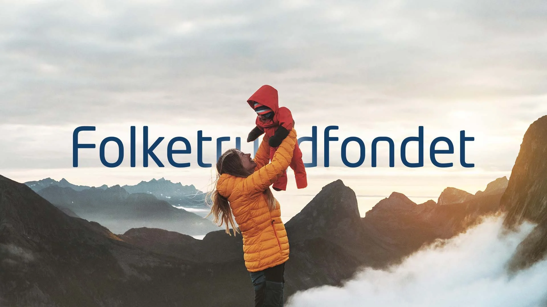 Bilde av Folketrygdfondet logo med mor og barn med fjellutsikt bak