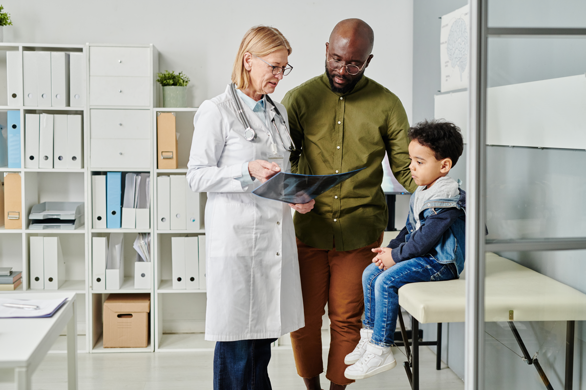 Healthcare in the UK 2026 &mdash; NHS, GP registration, private care and expat eligibility